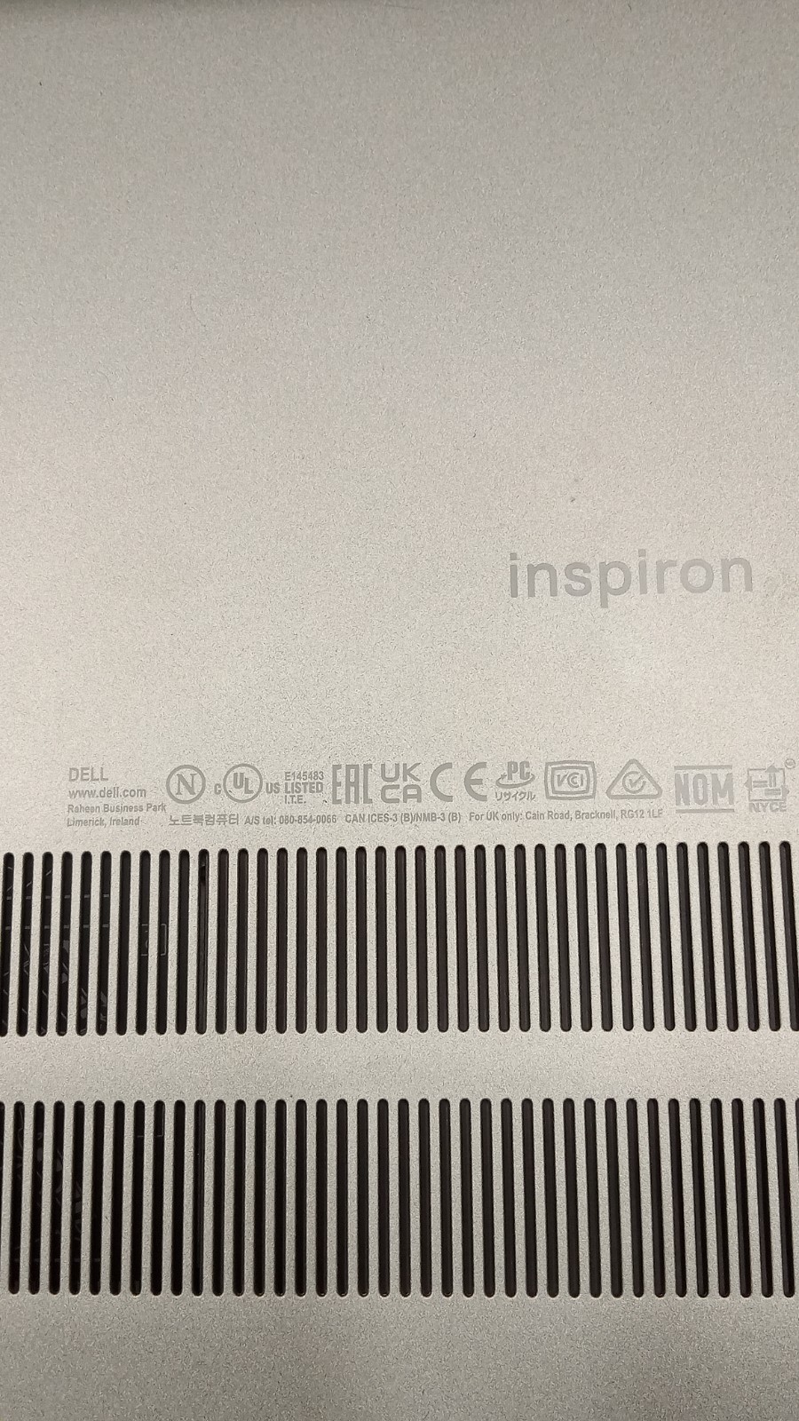 Dell Inspiron 14 5425 Laptop AMD Ryzen 7 8GB RAM 500GB SSD Win 10 Pro w/ Charger