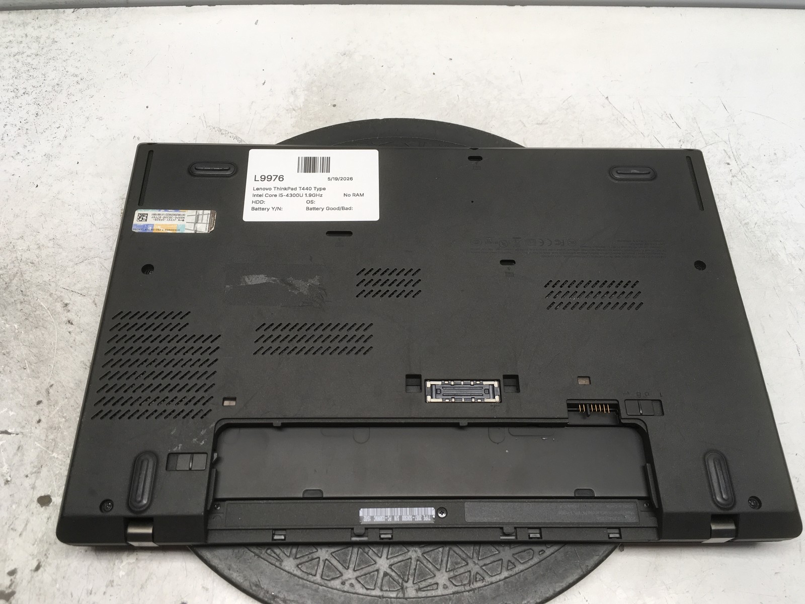 Lenovo ThinkPad T440 Type 20B7-S0KS00 Intel Core i5-4300U 1.9GHz No RAM/HDD/Batt