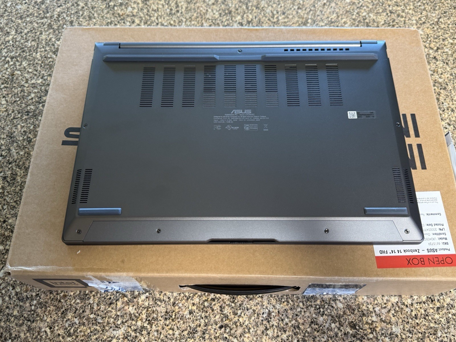 ASUS Zenbook 14″ OLED Touch Laptop Intel Core Ultra 9 285H 32GB 1TB Never Used