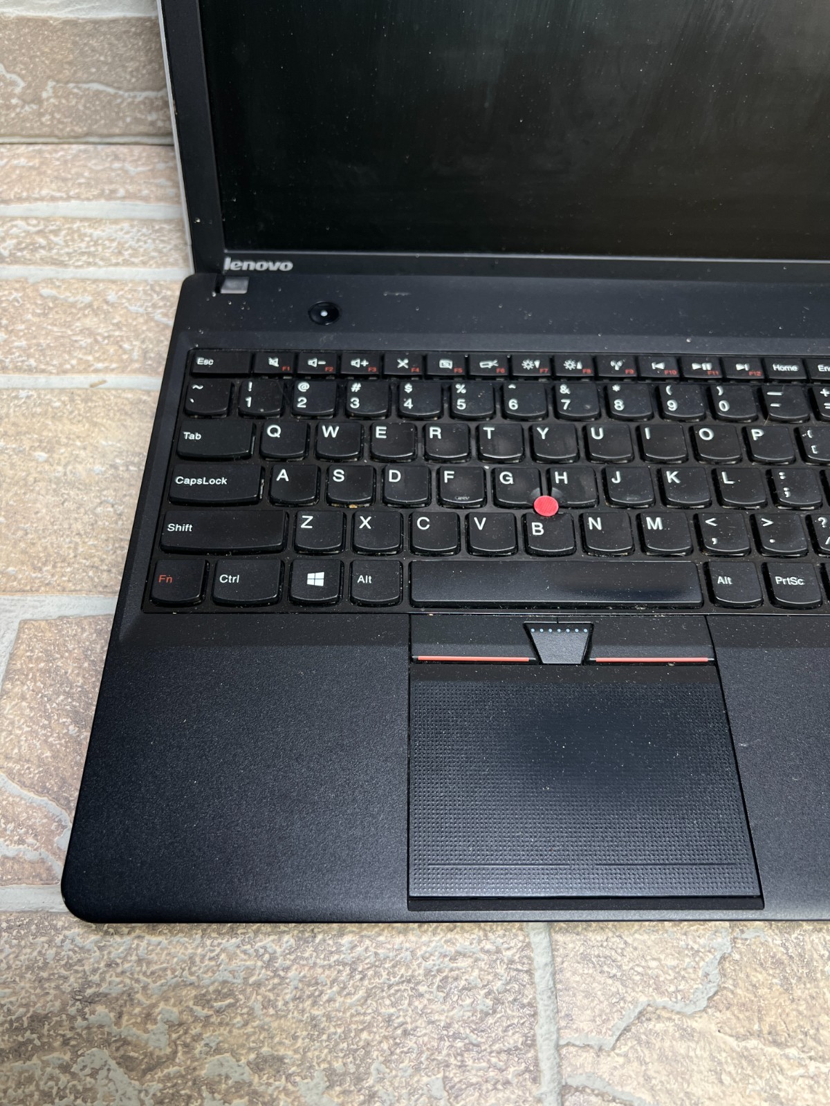 Lenovo ThinkPad Edge E545 AMD A6-5350M 2.90GHz 4GB RAM 15.6″ Untested