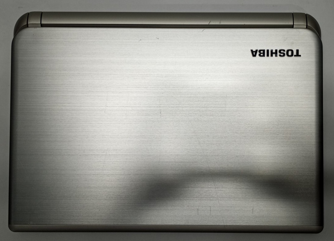 Toshiba Satellite E45-B Laptop 14″FHD i5-5200U@2.20GHZ 6GB RAM NO HDD/OS WH717!