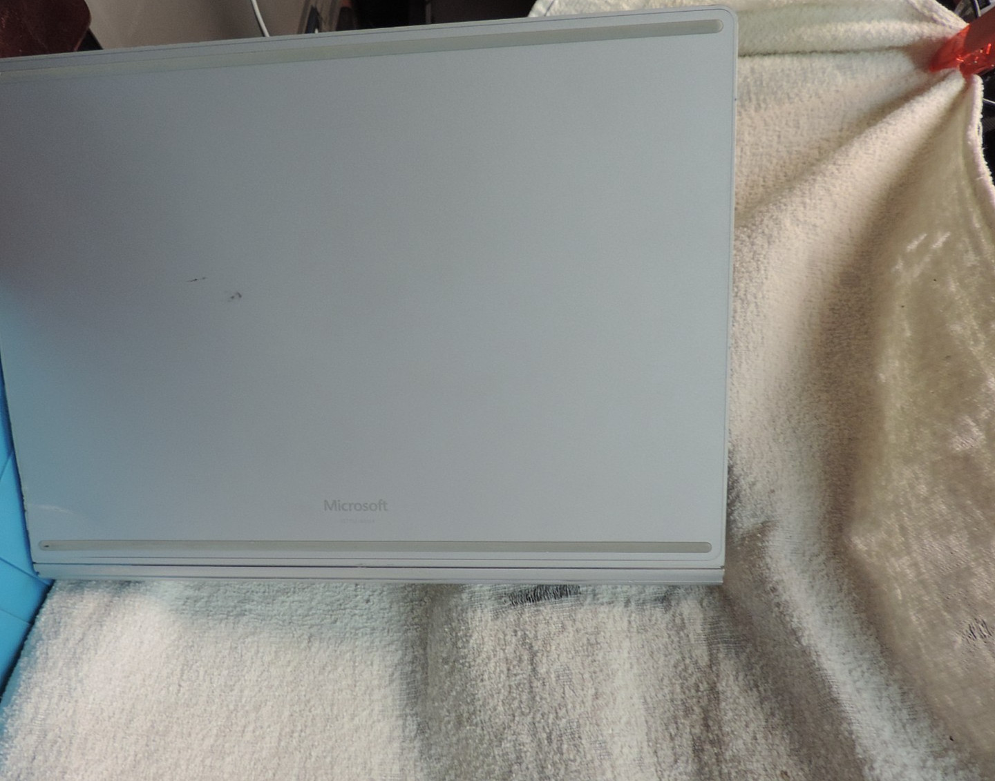 USED Microsoft Surface Book 2 Mod:1832 13.5″ (256GB SSD, Intel i7 8650U 8GB RAM