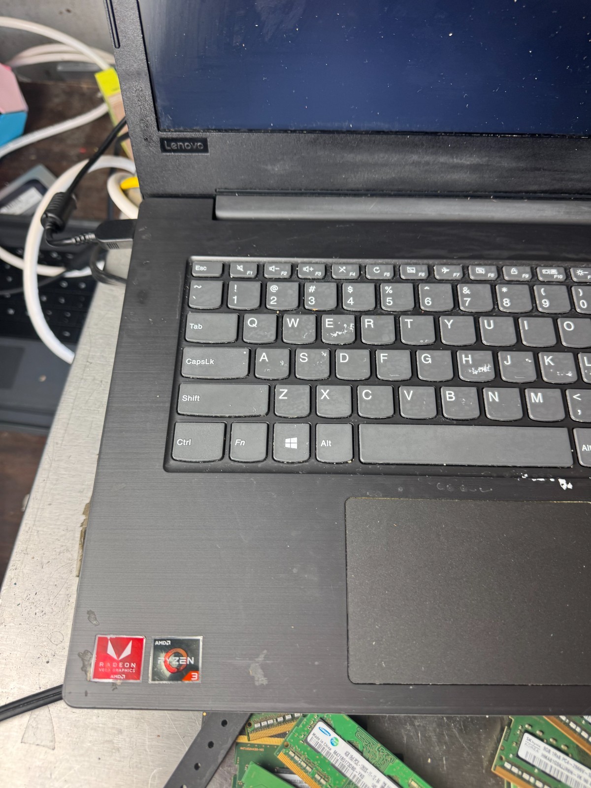 Lenovo V330-14ARR AMD Radeon Ryzen 3, 4GB RAM Laptop For Parts/Repair #5099