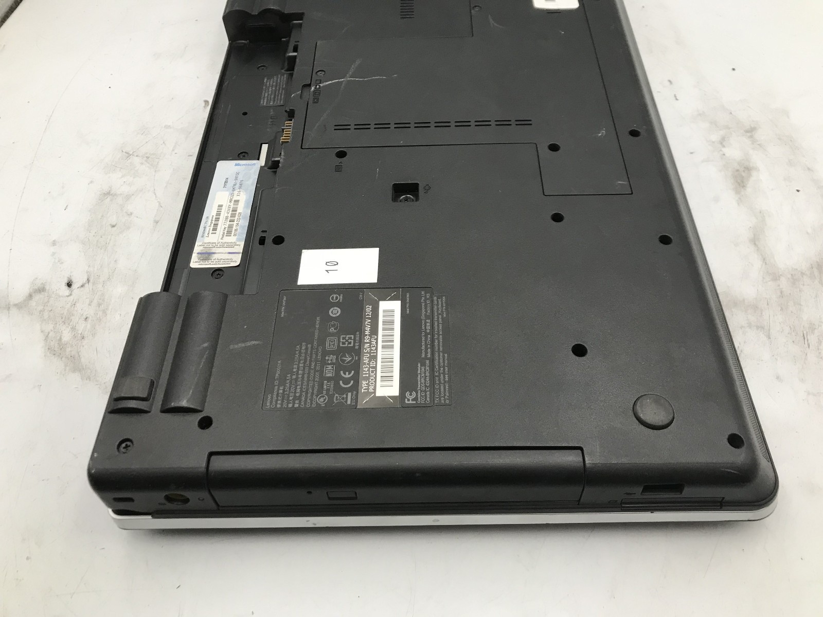 LENOVO THINKPAD E520 – BOOTS TO BIOS – INTEL I5 2430M – NO RAM – 15″ – READ -BB