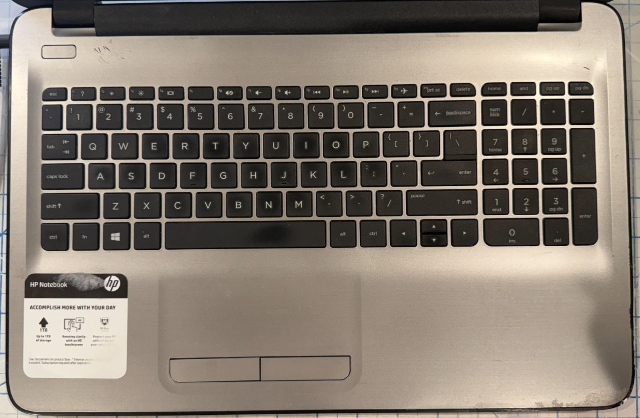 HP Notebook 15-DB0018CA AMD A9-9425 Radeon R5 3.10GHz 15.6″ Laptop w/ 1TB HD,8GB