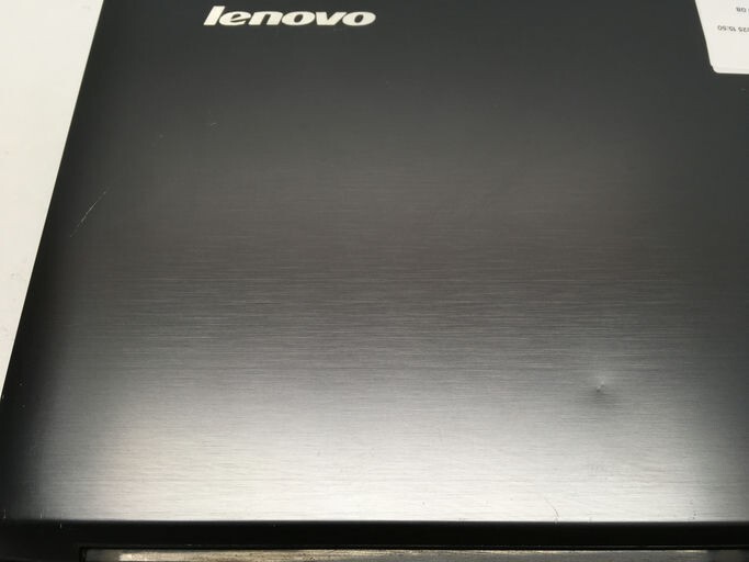 Lenovo V570 Intel i5-2430M 2.4GHz 6 GB NO HDD No Batt