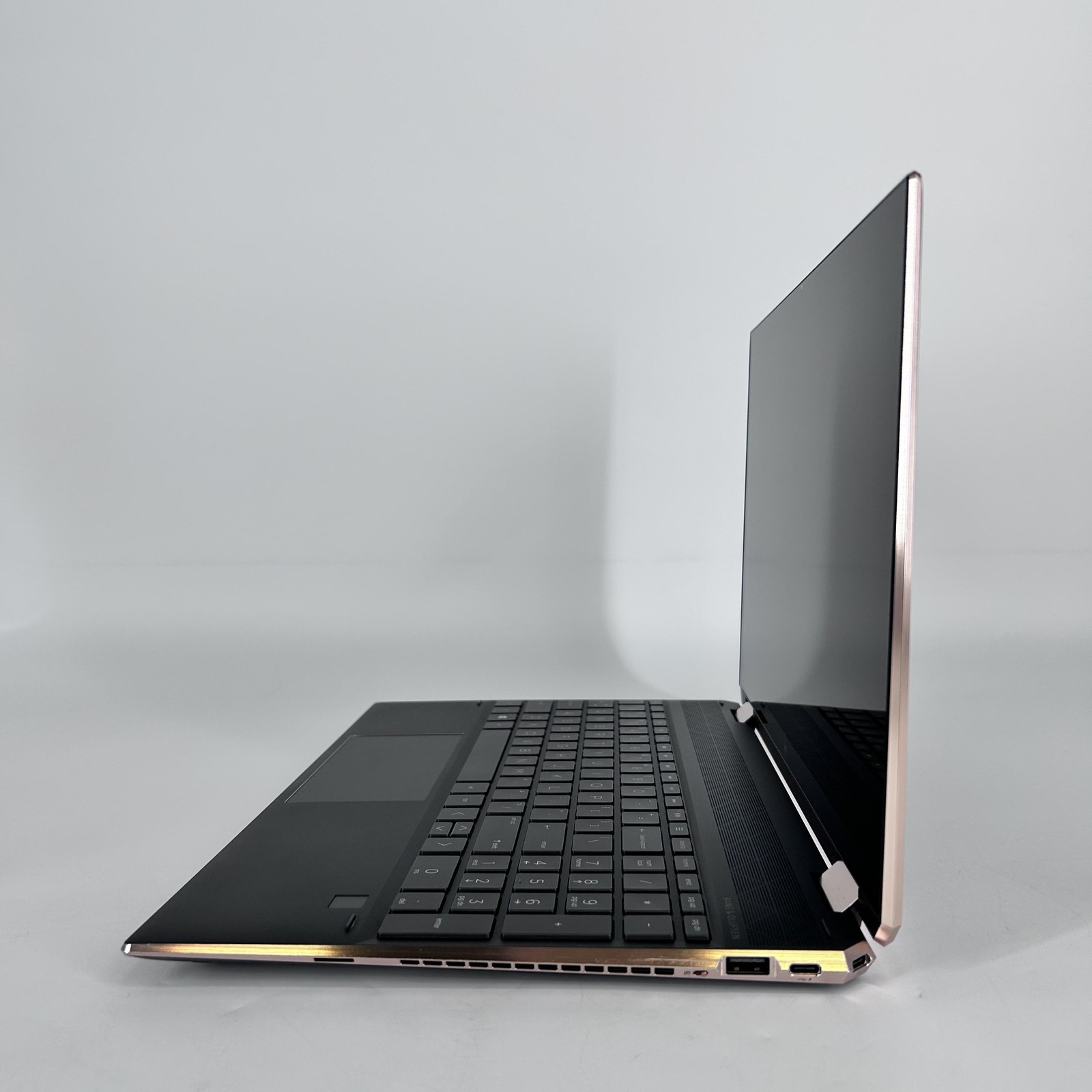 HP Spectre 15 x360 4K TOUCH i7-10510U 1.80GHz 16GB 512GB SSD MX330 – FRAME GAP