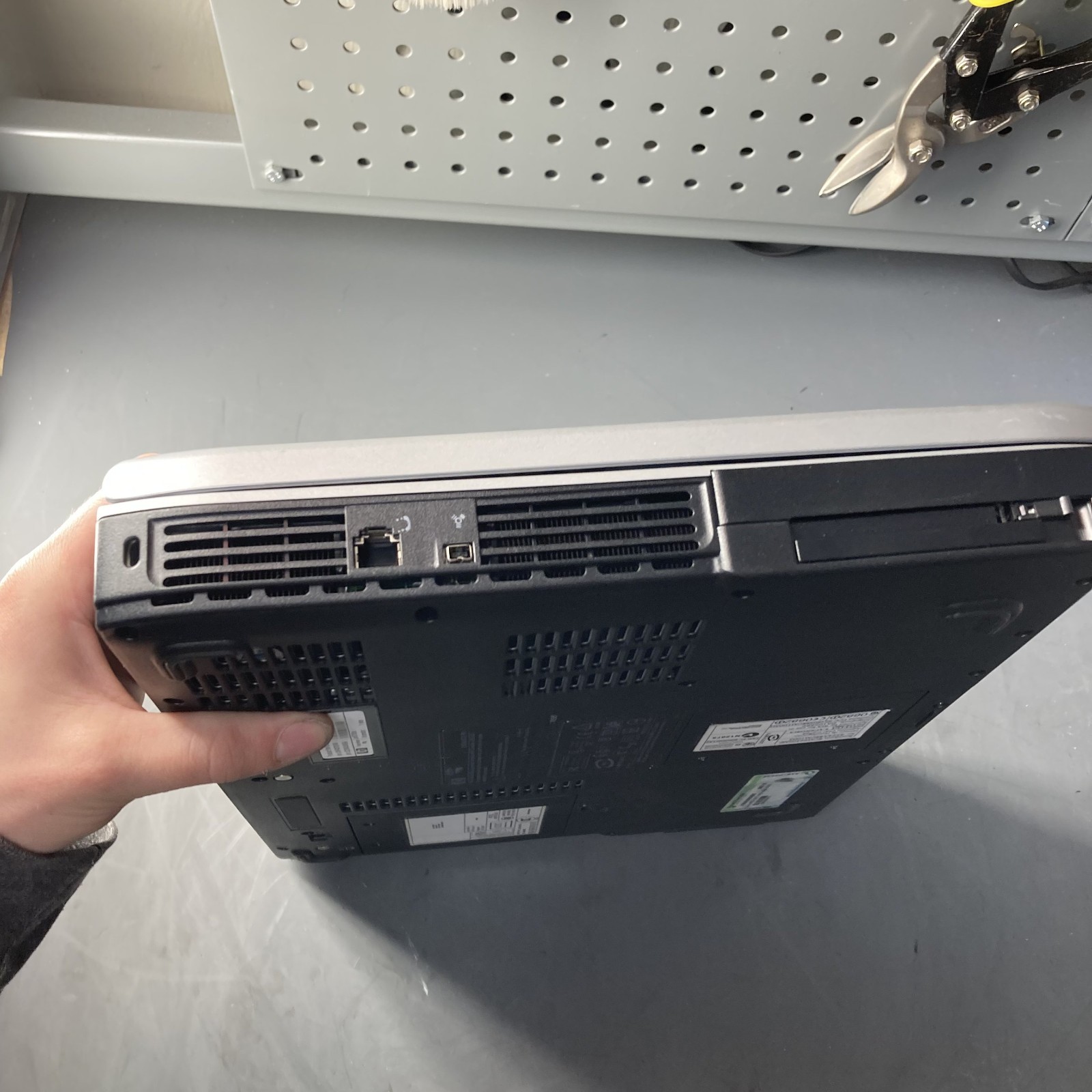 Retro Gaming-HP Pavilion Ze5700-Celeron@ 2.80GHz 500MB Ram 60GB HDD Win XP-WORKS