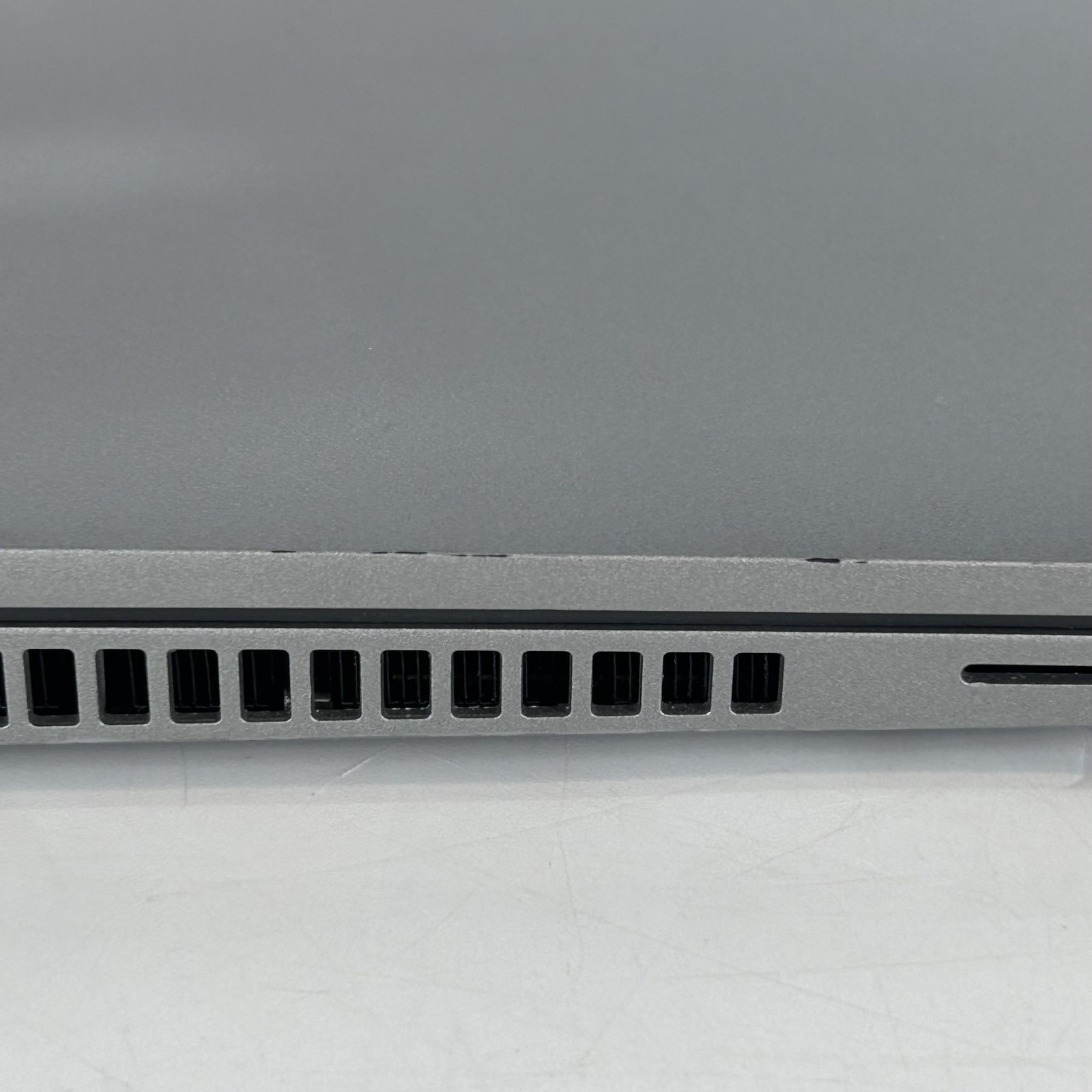 Dell Latitude 5420 14 Gray FHD i7-1165G7 2.80GHz 16GB RAM 512GB SSD – Good