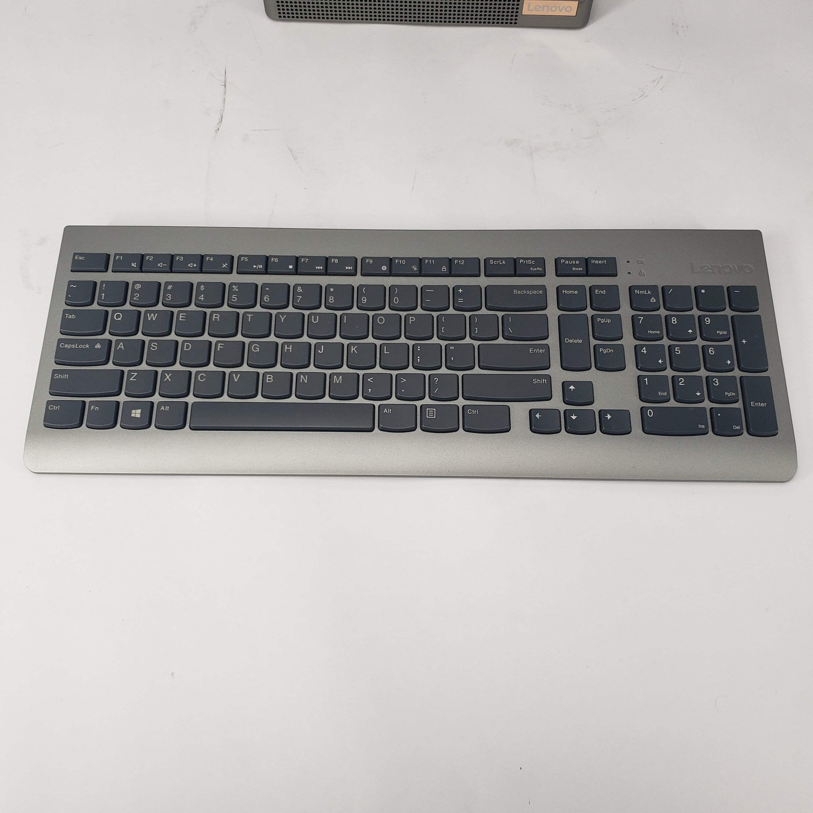 Lenovo Ideacentre AIO R41108 27″ i5-9400T 1.80GHz 8GB RAM