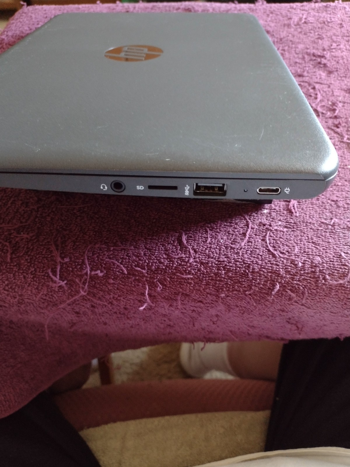 HP Chromebook 11a-nb0013dx 11.6-inch Intel 1.10GHz,4GB 32GB VERY NICE AND CLEAN