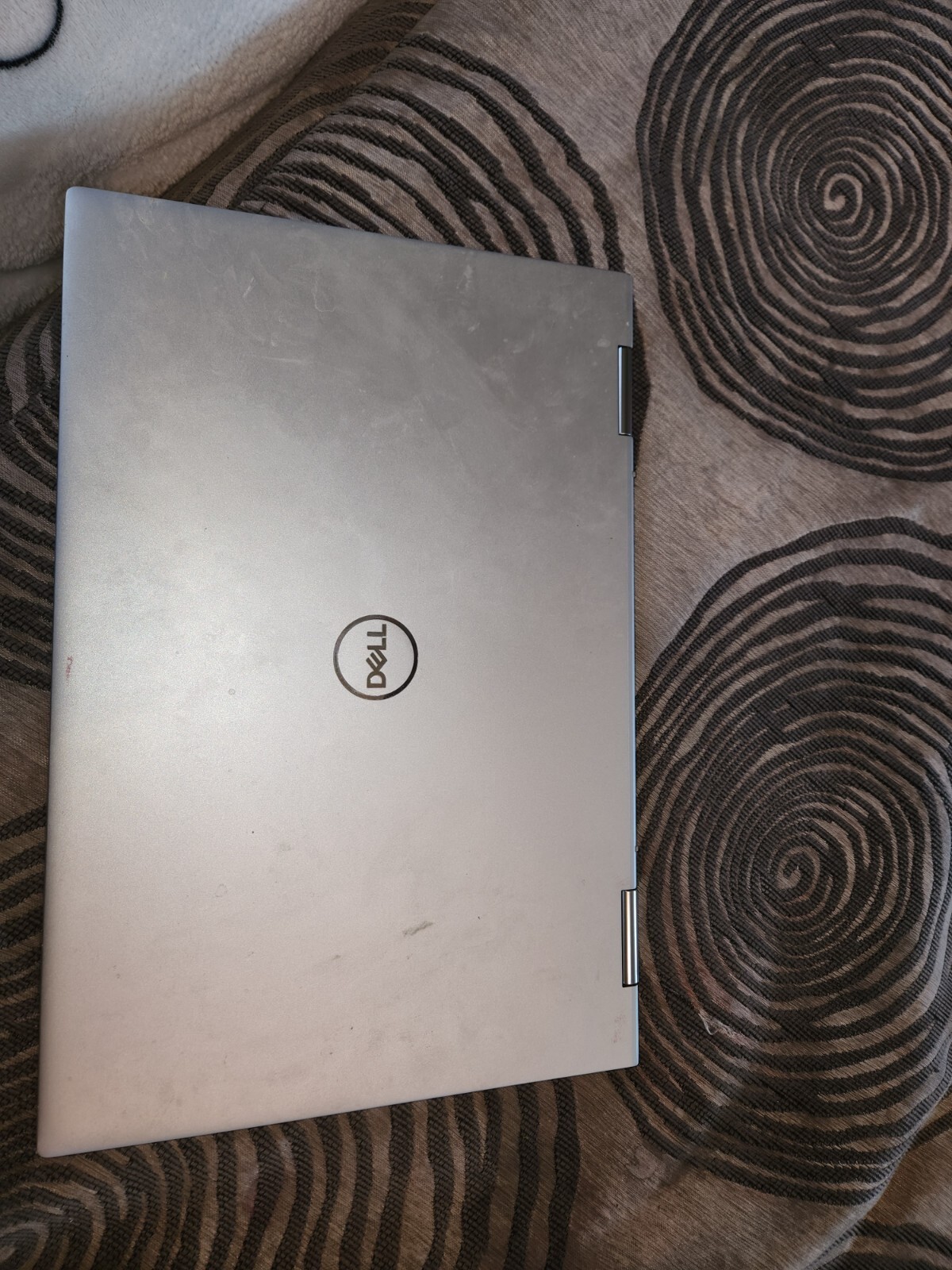 Dell Inspiron 15 7506 15.6″ (256GB SSD, Intel Core i5-1135G7, 2.40GHz, 8GB RAM)