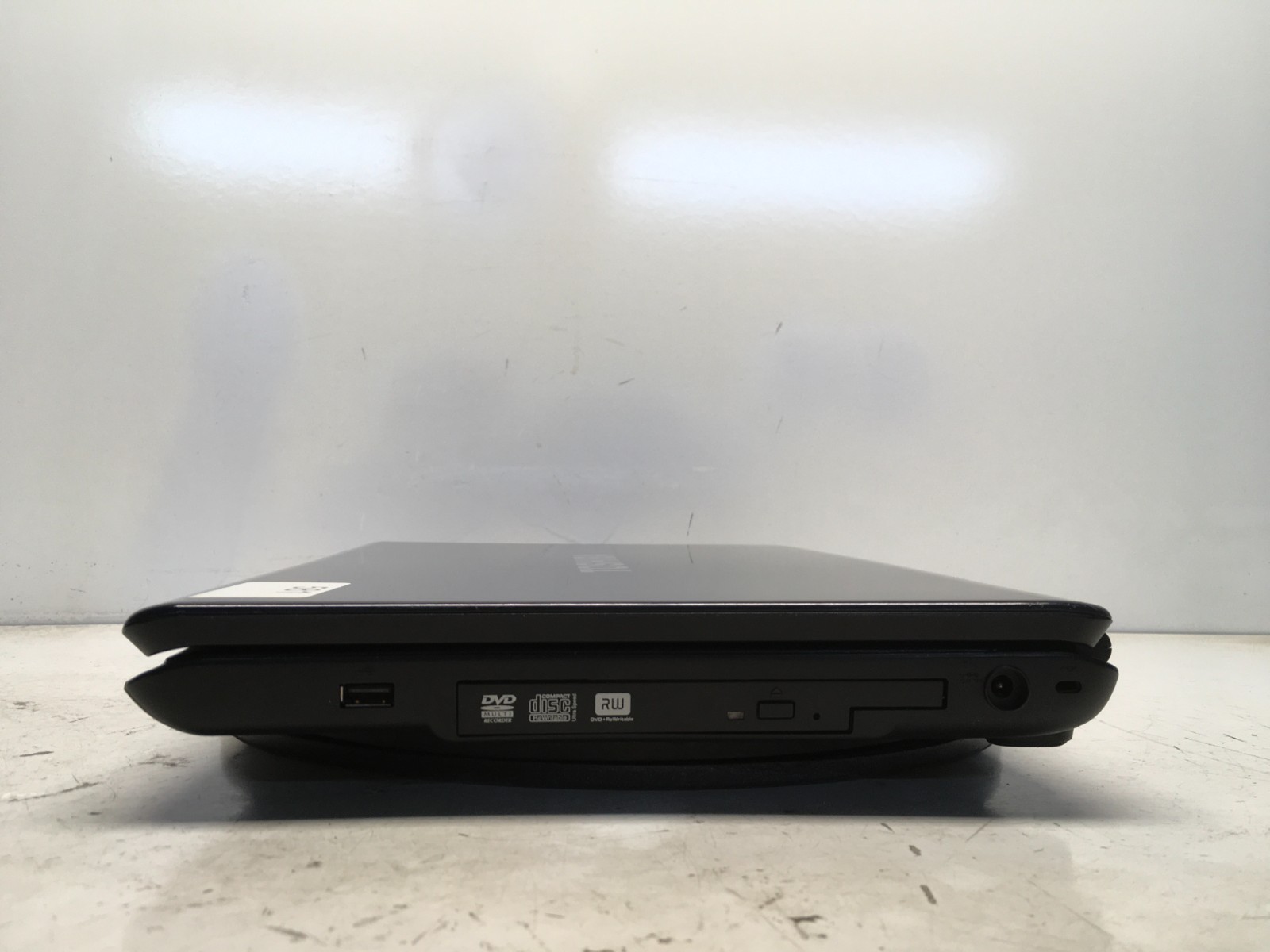 Toshiba Satellite L305-S5921 Intel Pentium Dual T3400 2.16GHz 2 GB NO HDD