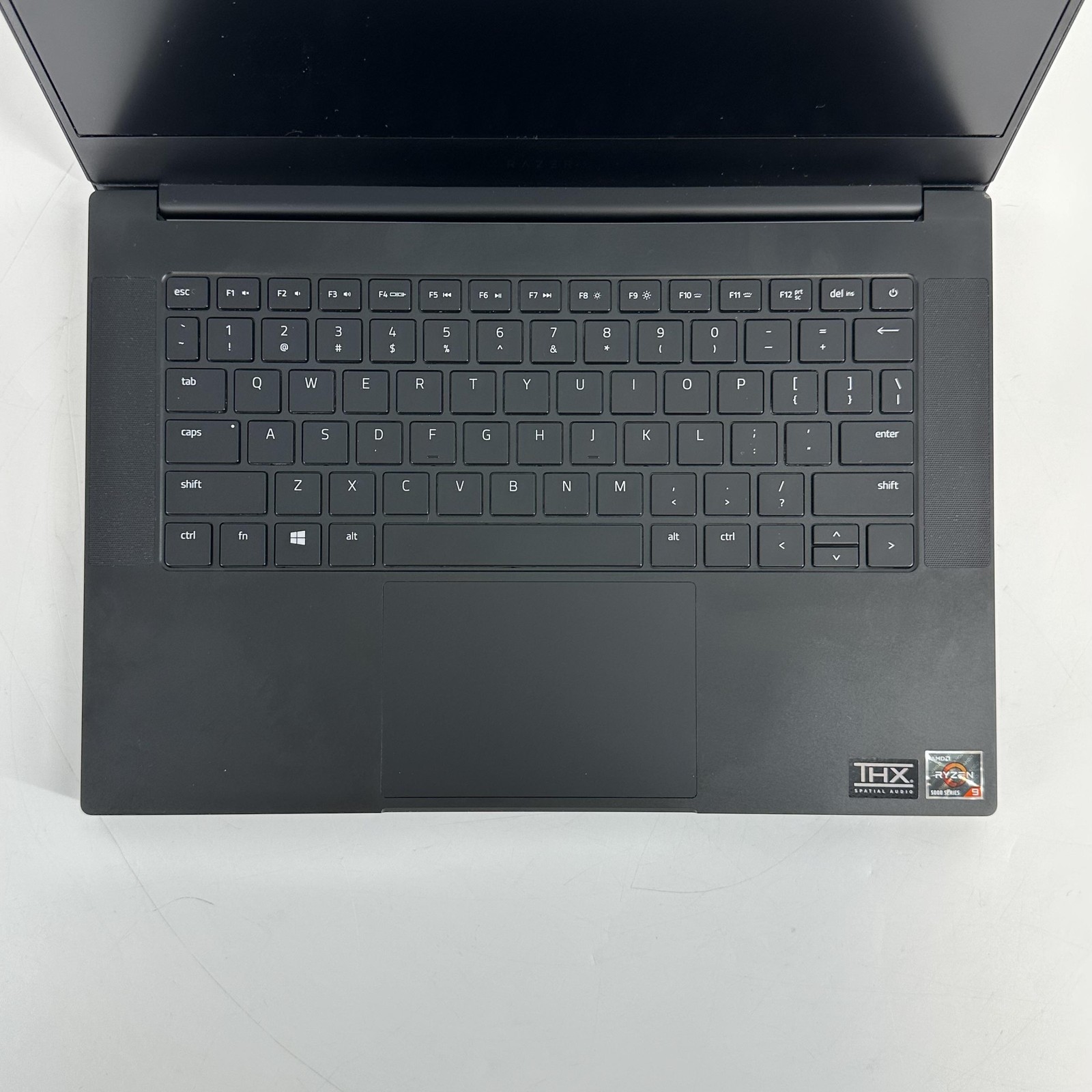 Razer Blade 14 2K 3.3 GHz Ryzen 9 5900HX 16GB 1TB SSD RTX 3070 – BAD DC PORT