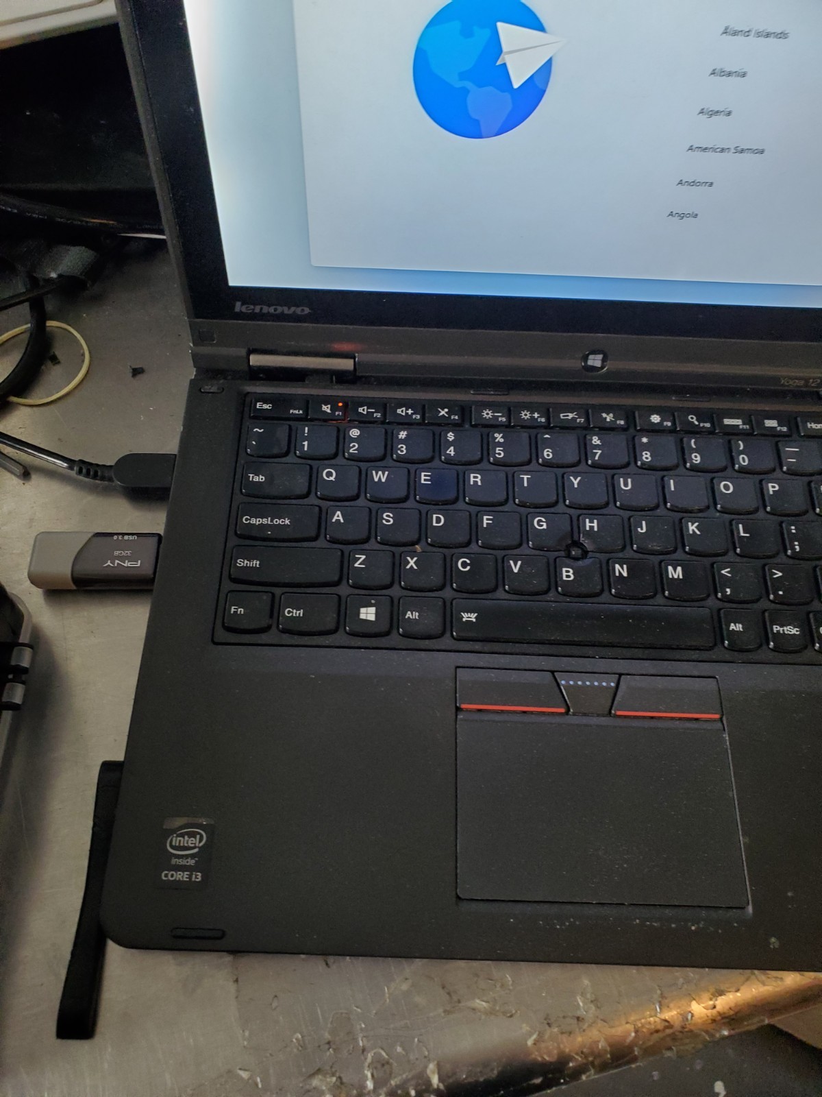 Lenovo ThinkPad S1 Yoga 12 i3-5005U 4GB RAM 120GB SSD Touch Windows 10