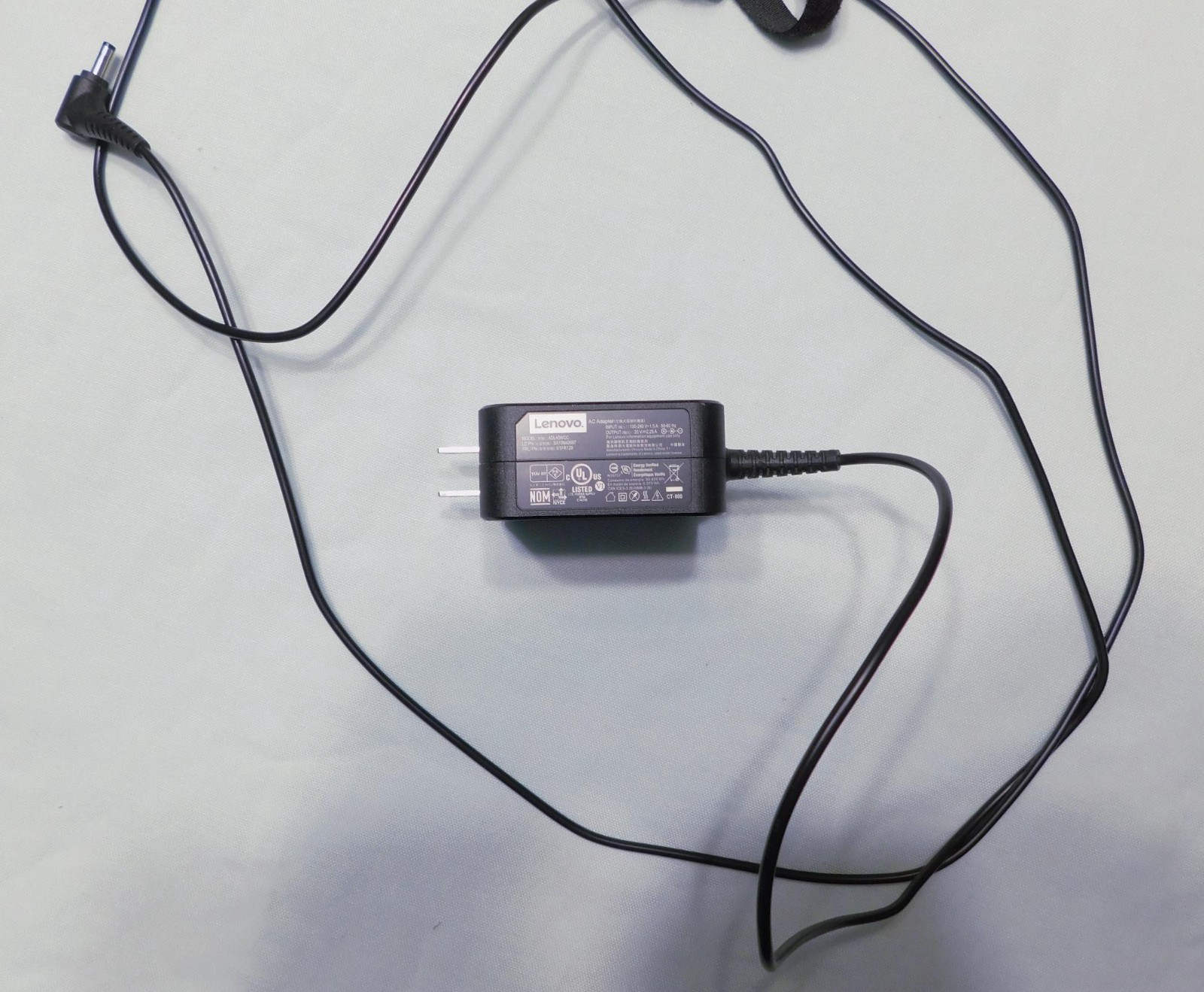 Lenovo ideapad 310-15ABR Laptop Model 80ST FOR PARTS OR REPAIR with AC Adaptor