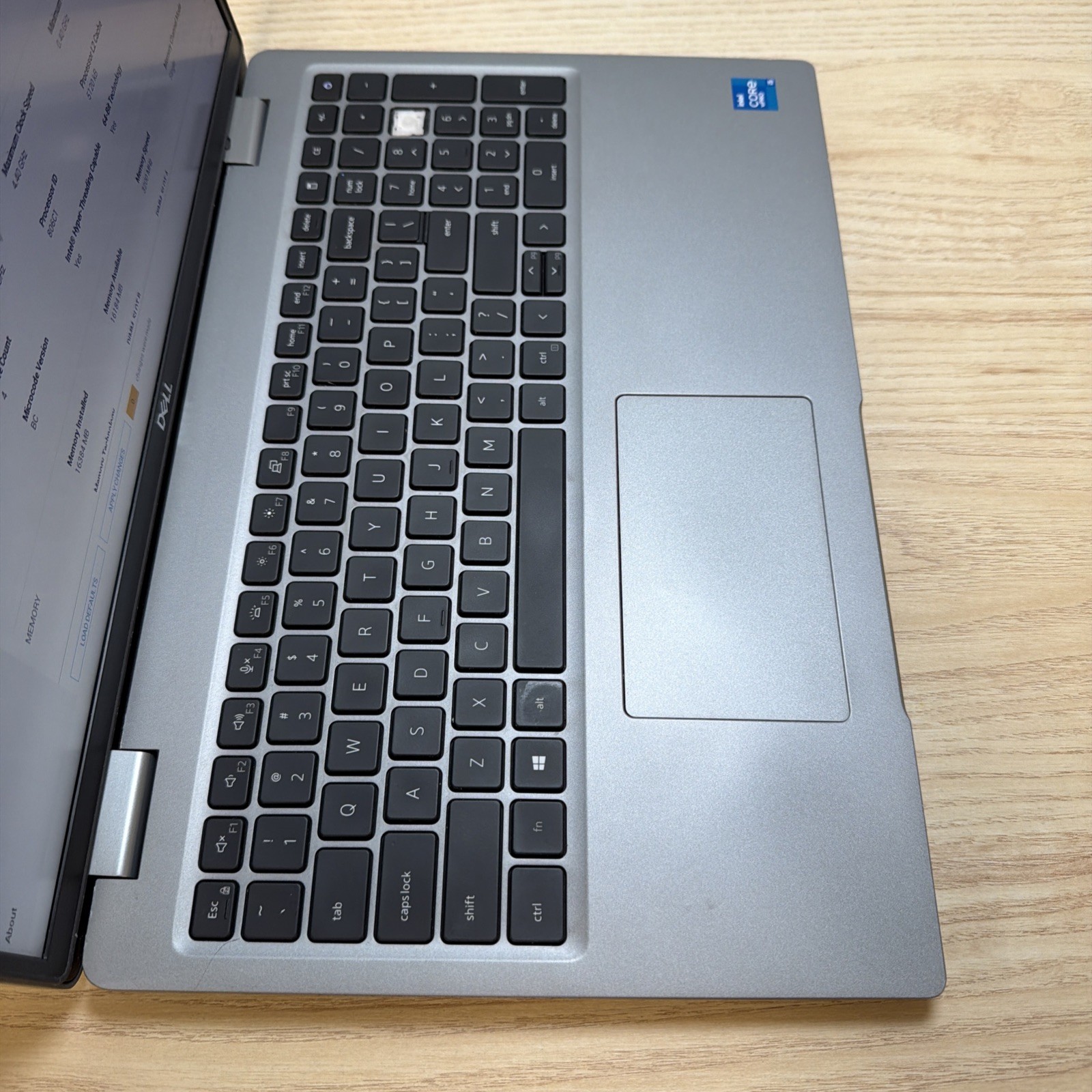 Dell Latitude 5520 i5-1145G7 16GB 512GB SSD 15″ FHD Win11