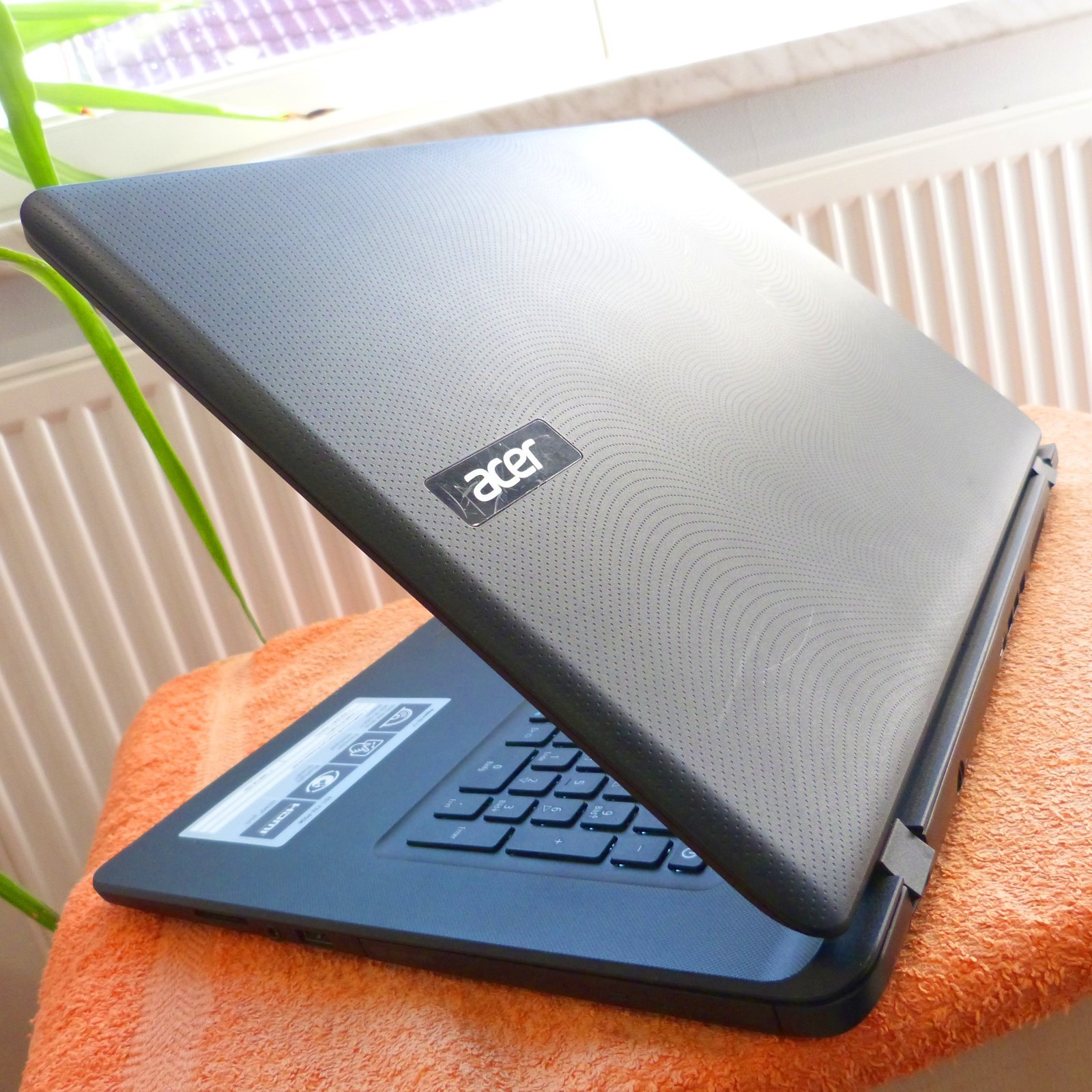 XXL LOT Acer ES1 732 Business UltraBook 17″ l 1TB SSD HDD Windows 11 l HDMI