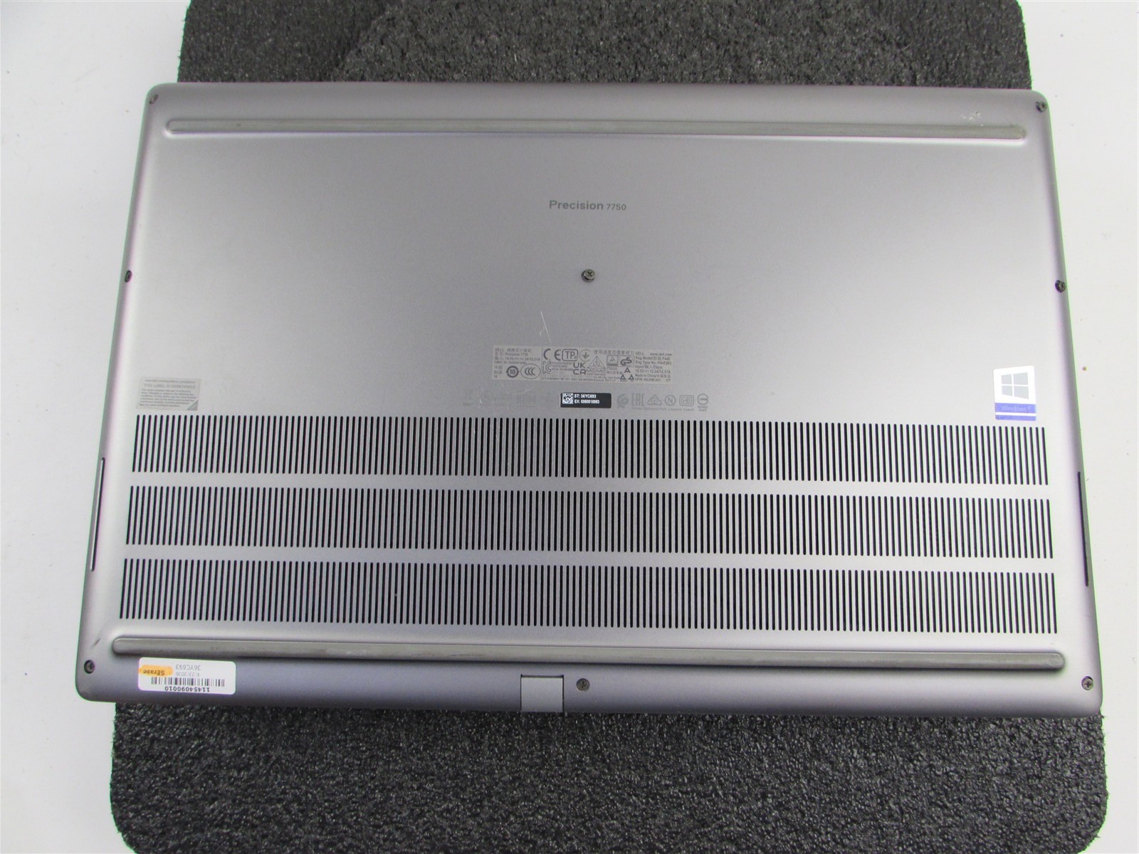 DELL PRECISION 7750 1920X1080 I7-10850H 1TB 32GB RAM RTX 3000 WIN 11 PRO NO BATT