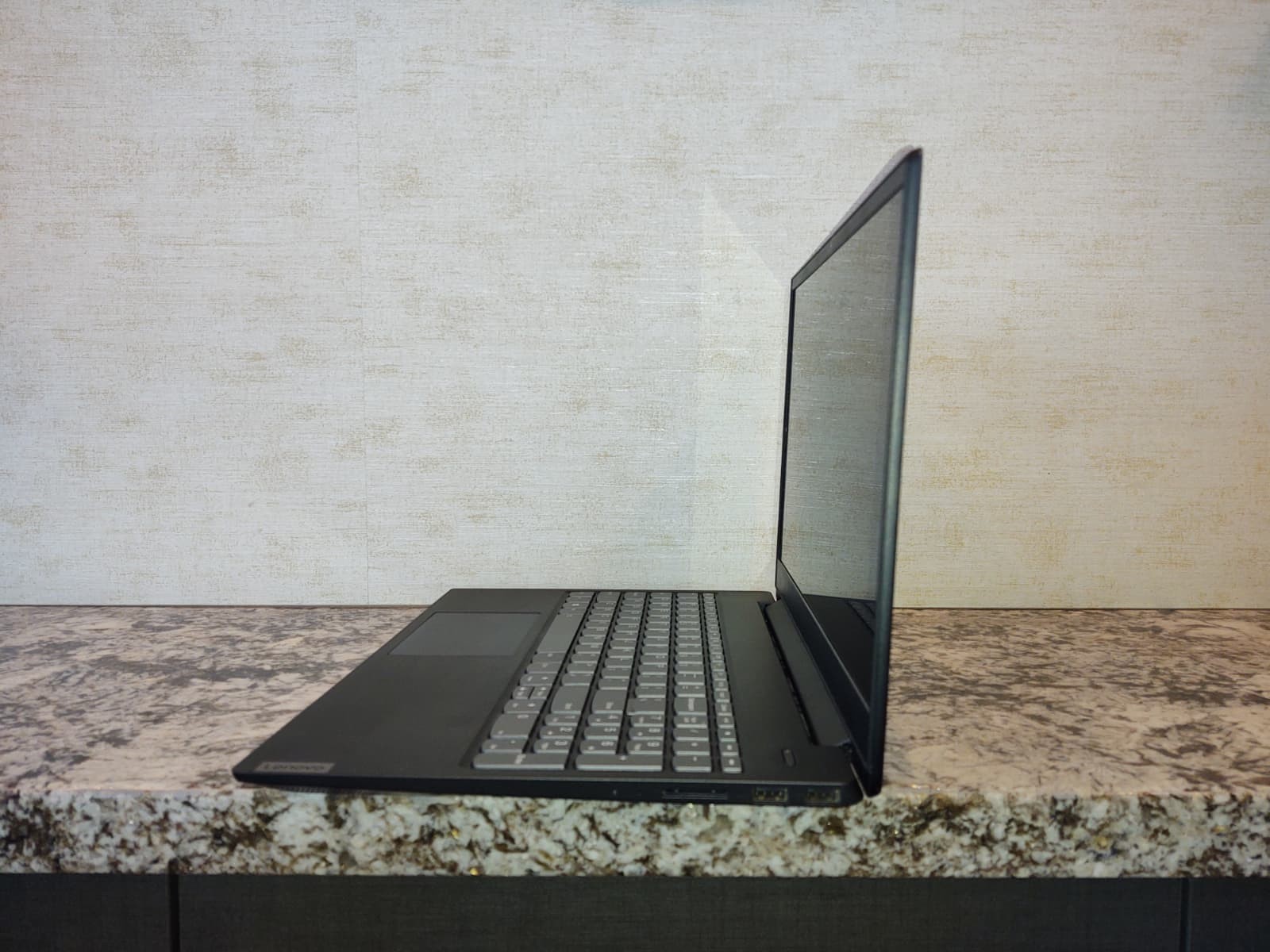 Great laptop for school, work or retro gaming Lenovo ideapad S340 15.6″ touch
