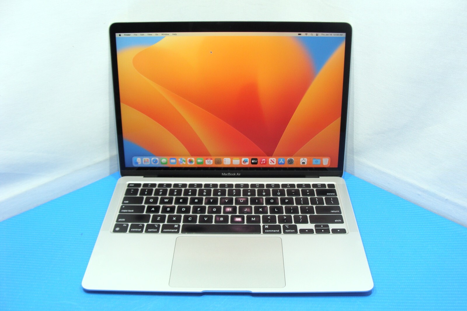 Apple MacBook Air A2337 13.3″ M1 (2020) 8CPU/7GPU 8GB 256GB MGN63LL/A OS Ventura