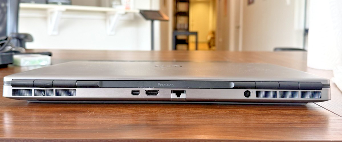 Dell Precision 7560 Intel(R) Core(TM) i9-11950H 32 GB RAM 1 TB SSD 15.6″