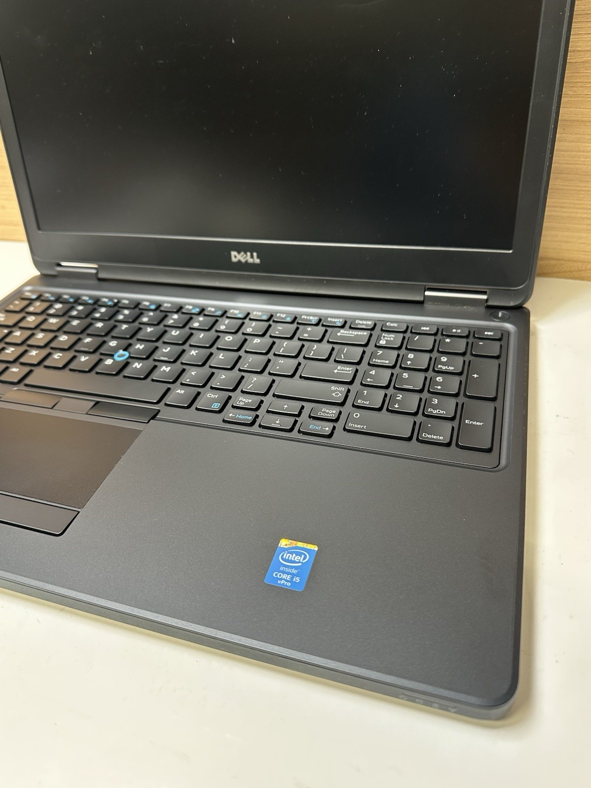 Dell Latitude E5550 15” Laptop Intel Core i5-5300U 2.30GHz 8GB RAM (NO HD)