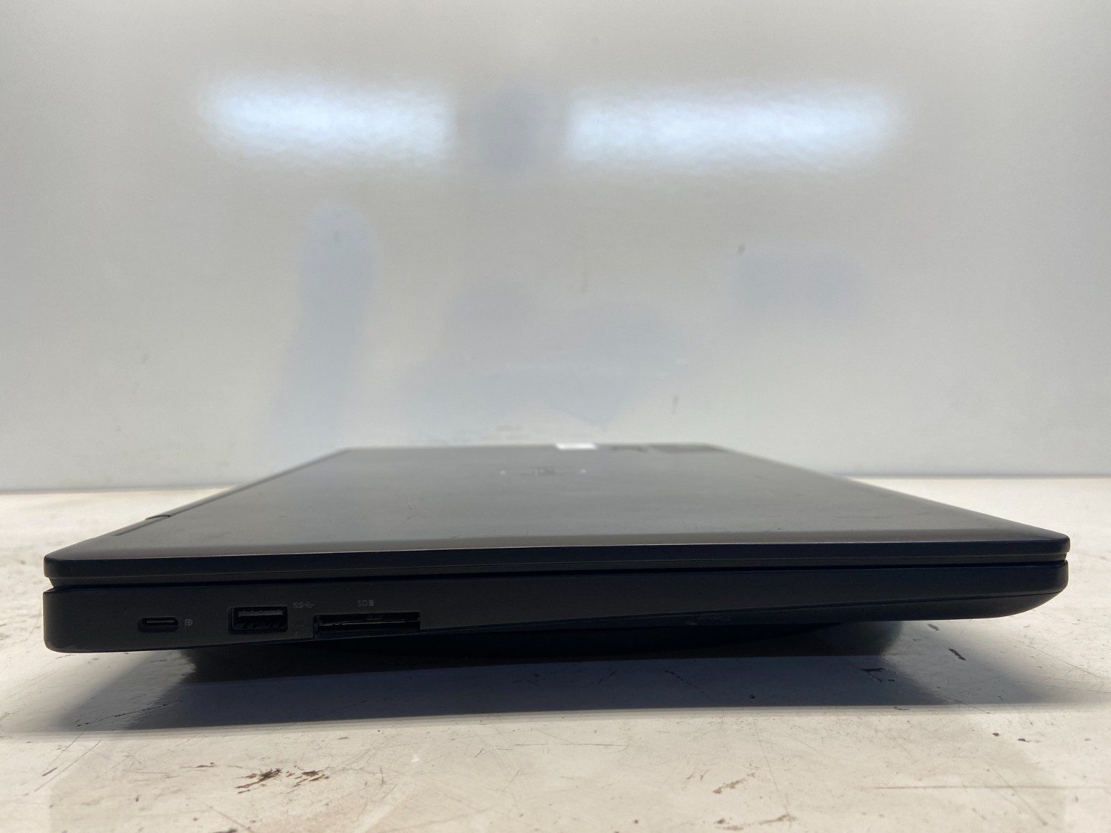 Dell Latitude 5590 Intel i5-8250U 1.6GHz 4 GB NO HDD