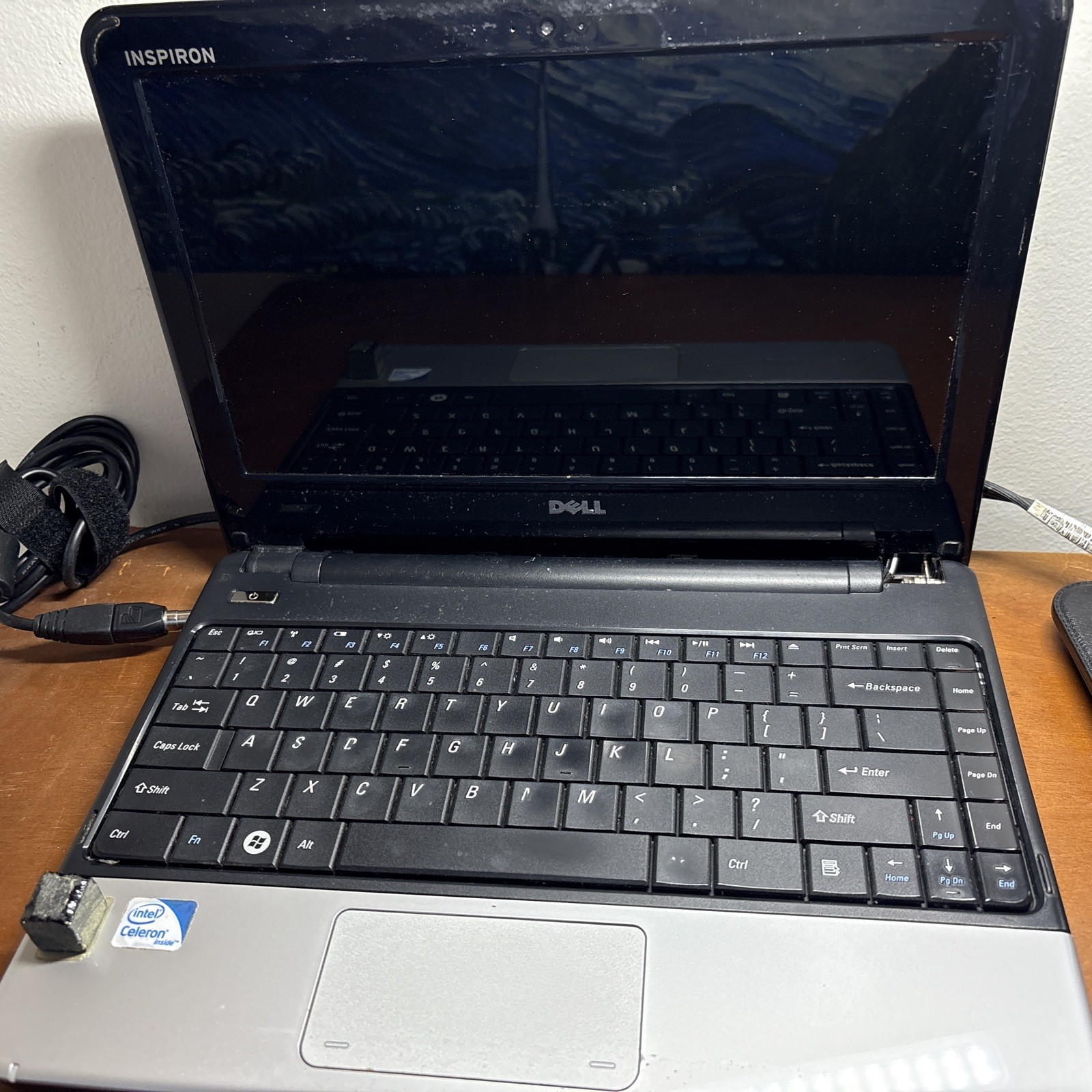 👀 look 👀 Dell Mini Obsidian 11Z Black 11.6″ inch P03T netbook laptop Wndows 7