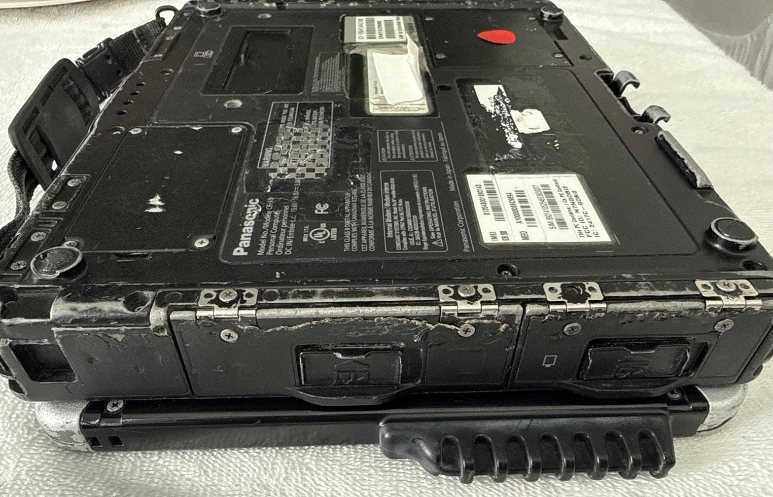 Panasonic Toughbook CF-19 MK5 i5-2520M 2.50GHz 4GB|NoHDD|No Caddy|No AC charger
