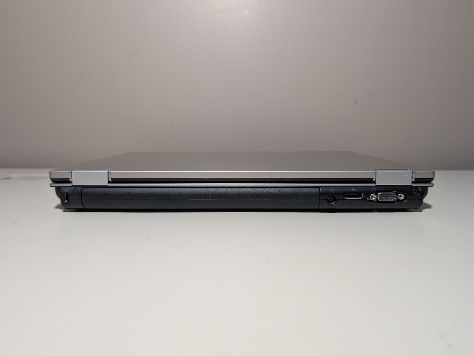 HP EliteBook 8440P | i7 4GB RAM 320GB HDD | HD+ NVIDIA Win XP Pro 32-Bit DVD-RW
