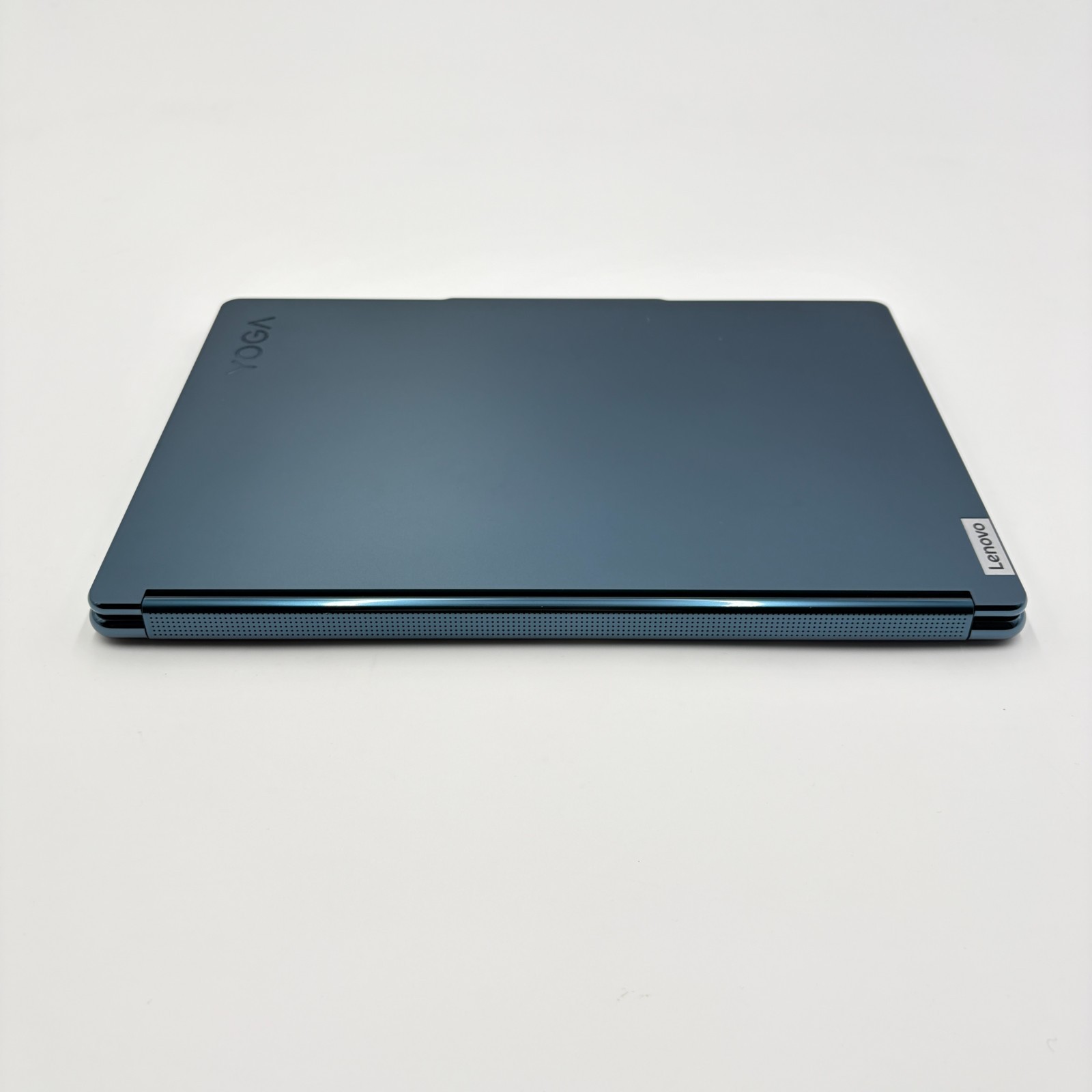 Lenovo Yoga Book 9 (13IRU8) Laptop – i7 1355U, 16GB Ram, 512GB SSD, Touch, W11H