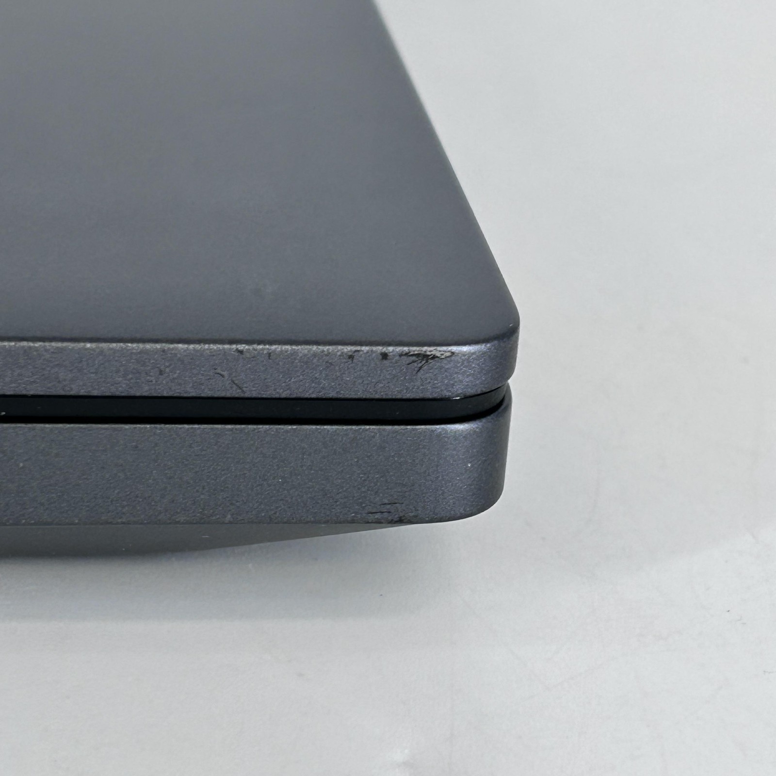 Dell Pro Max 16 Plus MB16250 FHD+ TOUCH 2.9 GHz Ultra 5 245HX 32GB 512GB SSD
