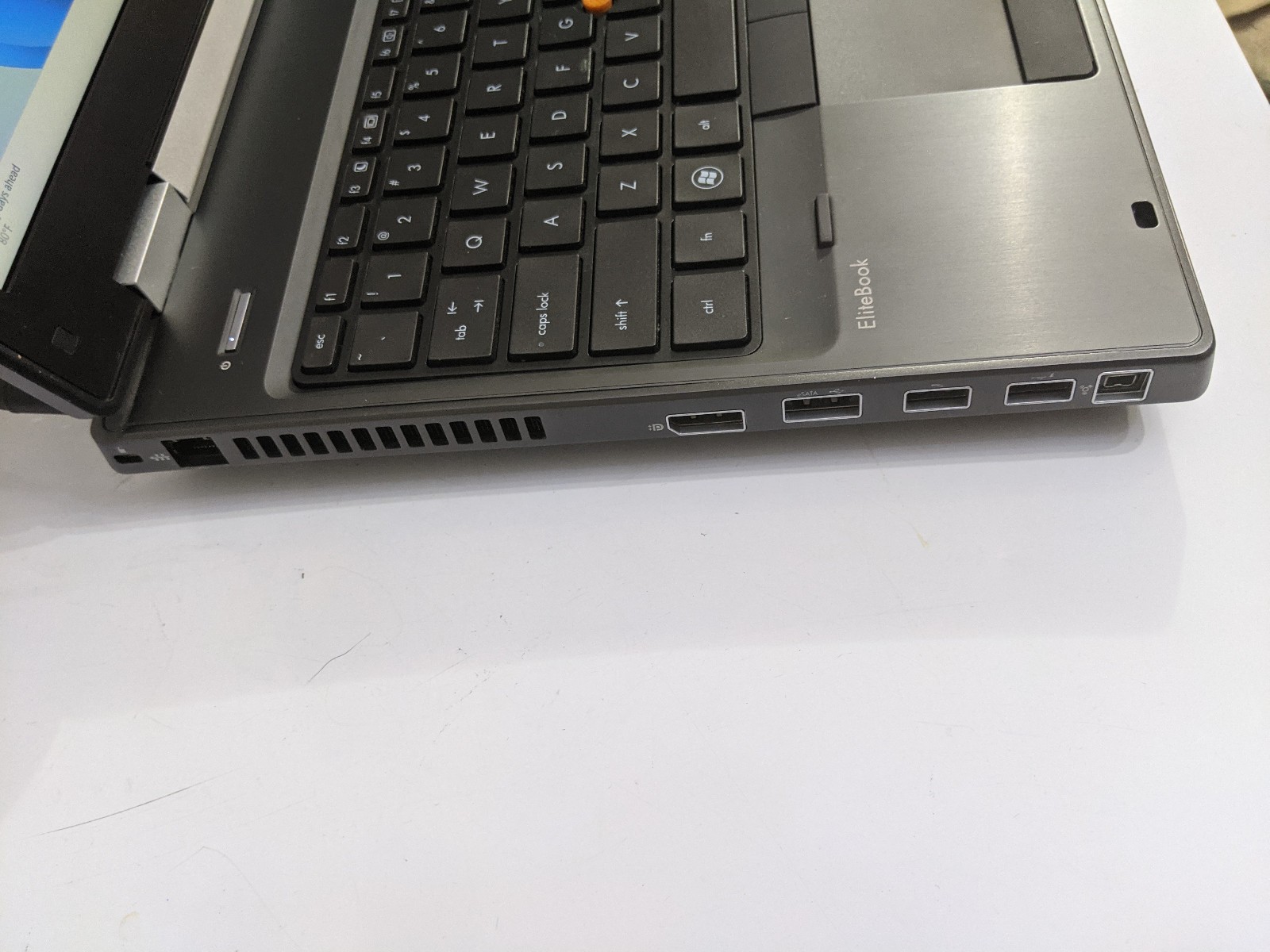 HP EliteBook 8560w 15.6” / i7- 2670QM@ 2.20GHz/ 16GB RAM/ 256GB SSD