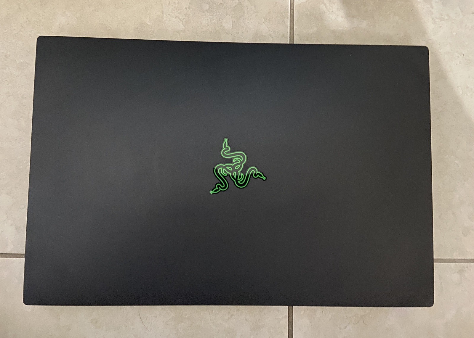 Razer Blade 15 Base 2019 Intel i7-9750H 16GB 512GB RTX™ 2060