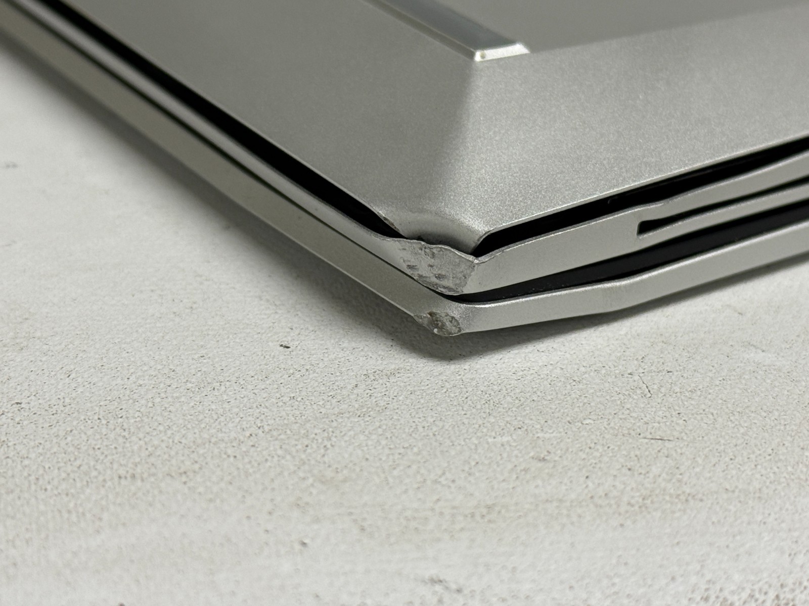 HP EliteBook 840 G8 14″ Touch (i7-1185G7 – 16GB RAM – 256GB SSD – Win11Home)