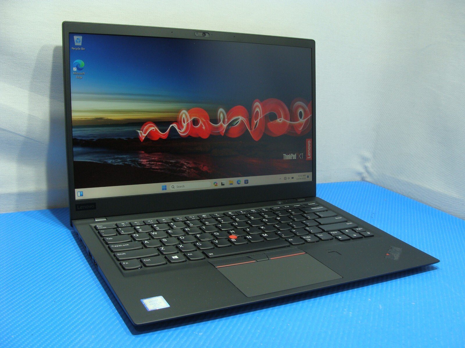 Lenovo ThinkPad X1 Carbon 6th Gen 14″FHD i5-8350U 1.7GHz 8GB 256GB SSD Win11 Pro