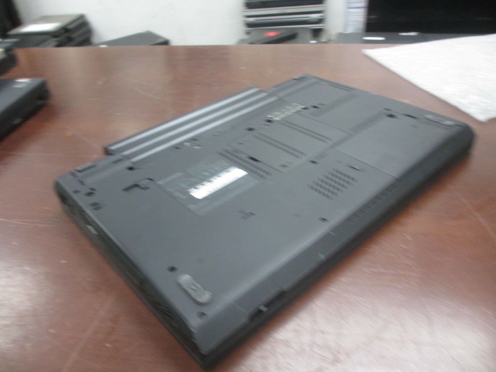 Lenovo ThinkPad T510 15.6″ i5-M520 2.4GHz 4GB/320GB ‘COMBO’ Laptop + AC *BIOS***