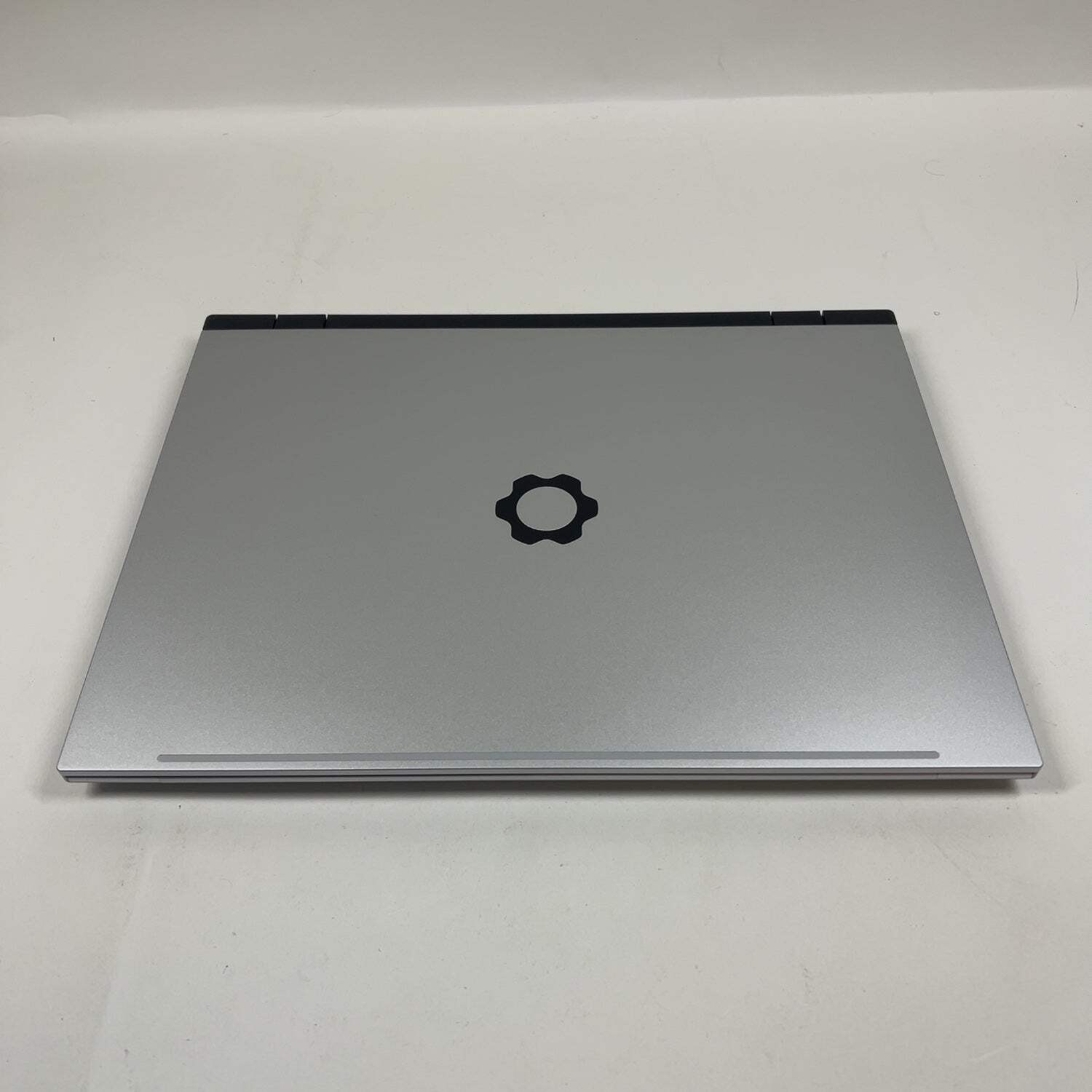 Framework 16 DIY 16-DIY 16″ Ryzen 7 7840HS 3.8GHz 16GB RAM 1TB SSD