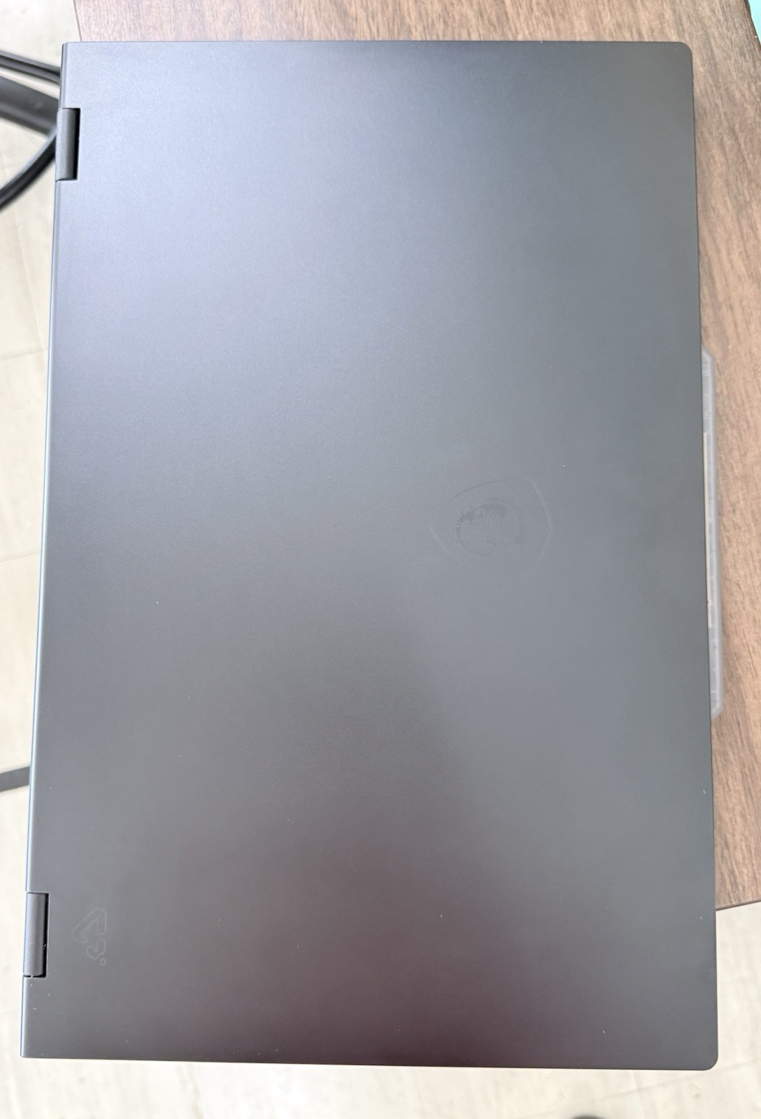 MSI Cyborg A17 AI B2HWEKG-021US 17.3″ Ryzen 7 RTX 5050 16GB 1TB
