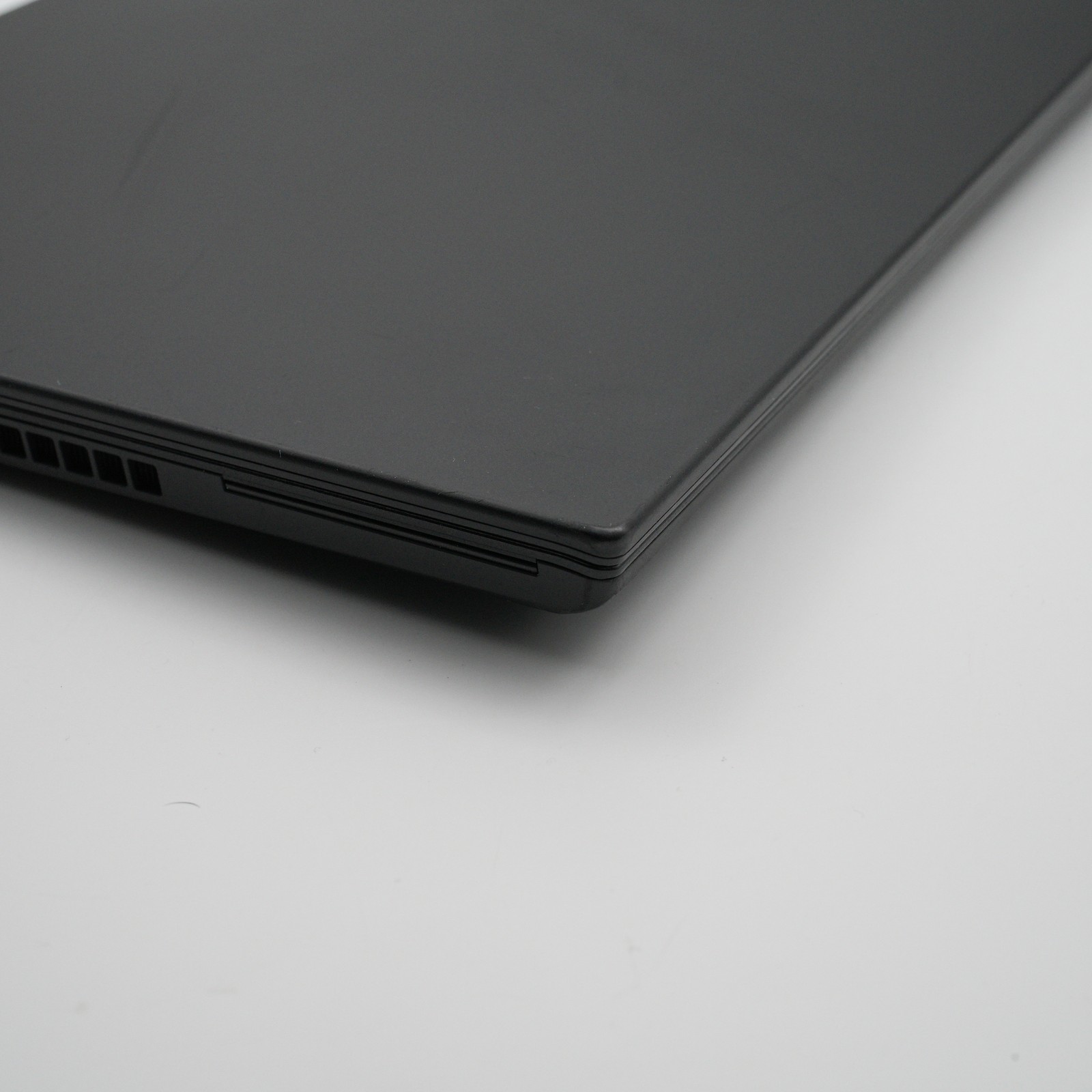 Lenovo ThinkPad T480 512GB 16GB RAM i7-8650U 14in Black (READ DESCRIPTION)