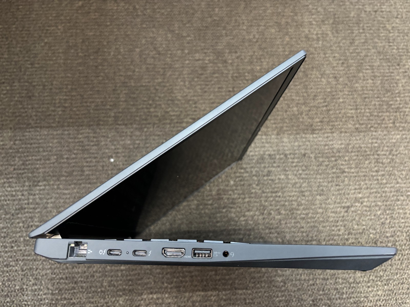 Lenovo ThinkPad P16s Gen 1 16” i7-1260P | 48GB RAM | 1TB SSD | Win 11 Pro