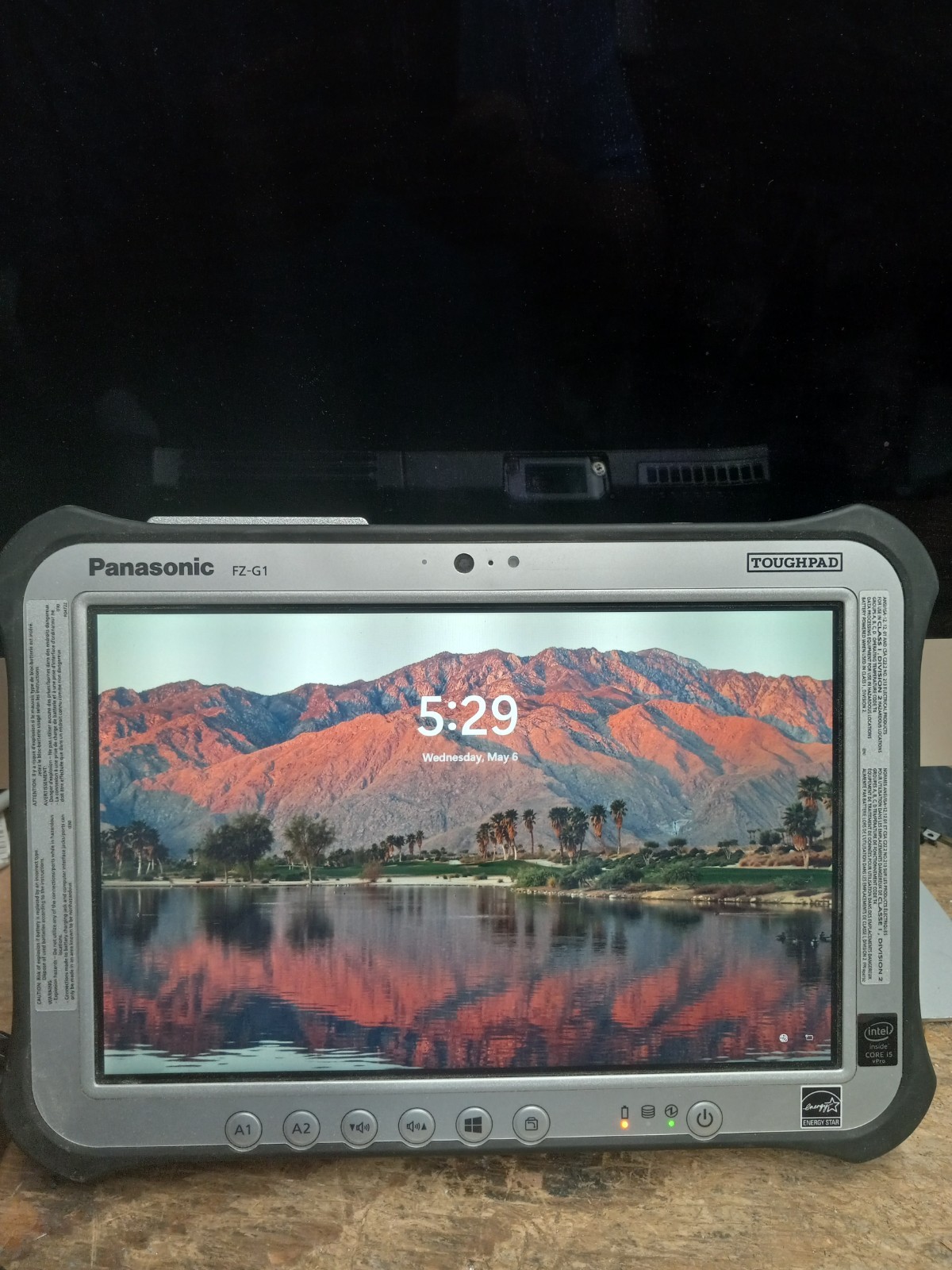 Panasonic Toughpad FZ-G1 10.1″ Core i5-5300U 8GB RAM 128gb SSD STYLUS Scanner