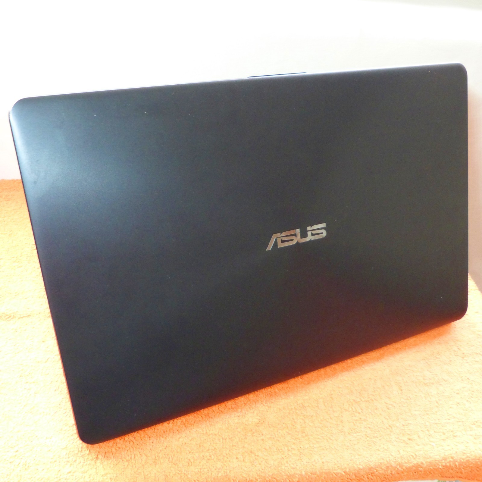 Asus F705 VivoBook 17 inch | 512GB SSD Windows 11 | 8GB RAM NEW USB-C HDMI QUAD