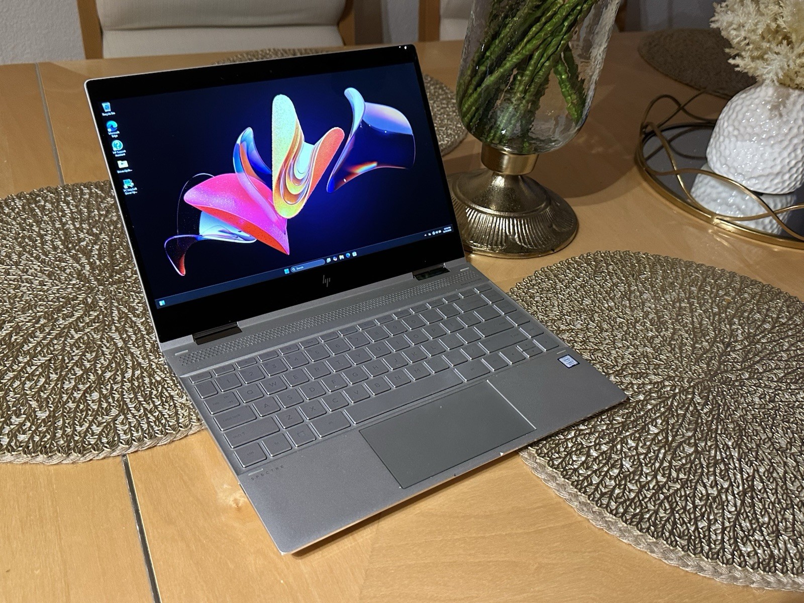 HP Spectre x360 2in1 13″ TOUCH i7-8550U 1.8GHz 16GB RAM 512GB SSD 1920×1080 Win