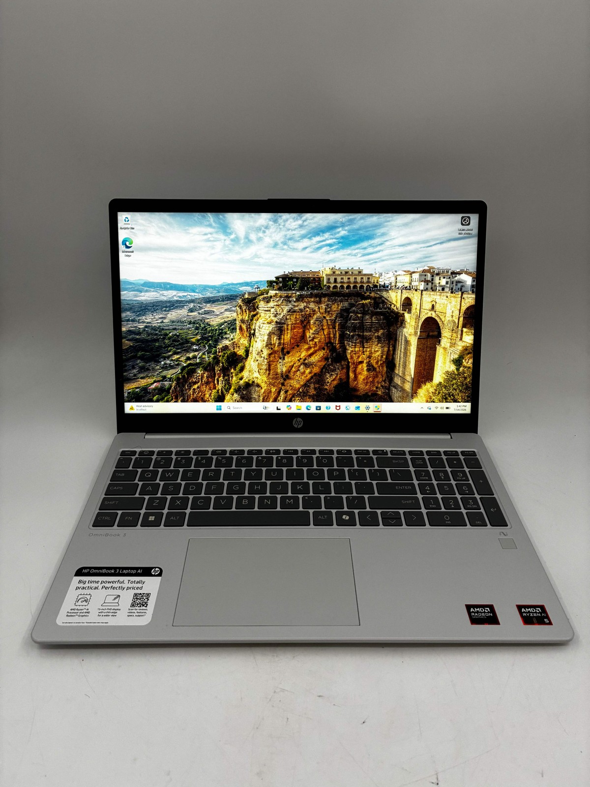 HP OmniBook 3 16-inch Laptop AMD Ryzen AI 5 16GB RAM 512GB Black Charger Include