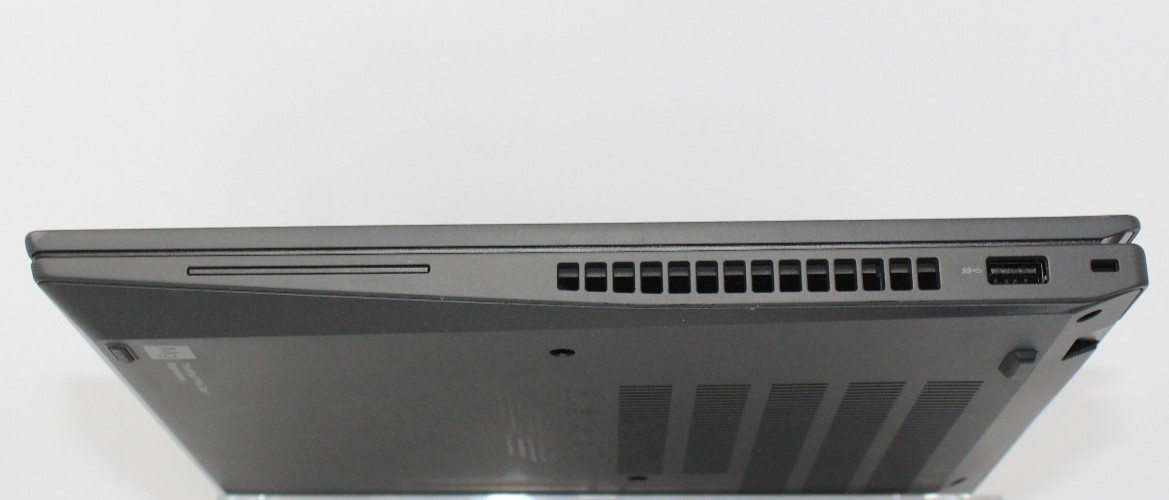 Lenovo ThinkPad P16s G1 i7 1260P @ 2.1 GHz FHD T550 256 GB 16 GB Windows 11 Pro
