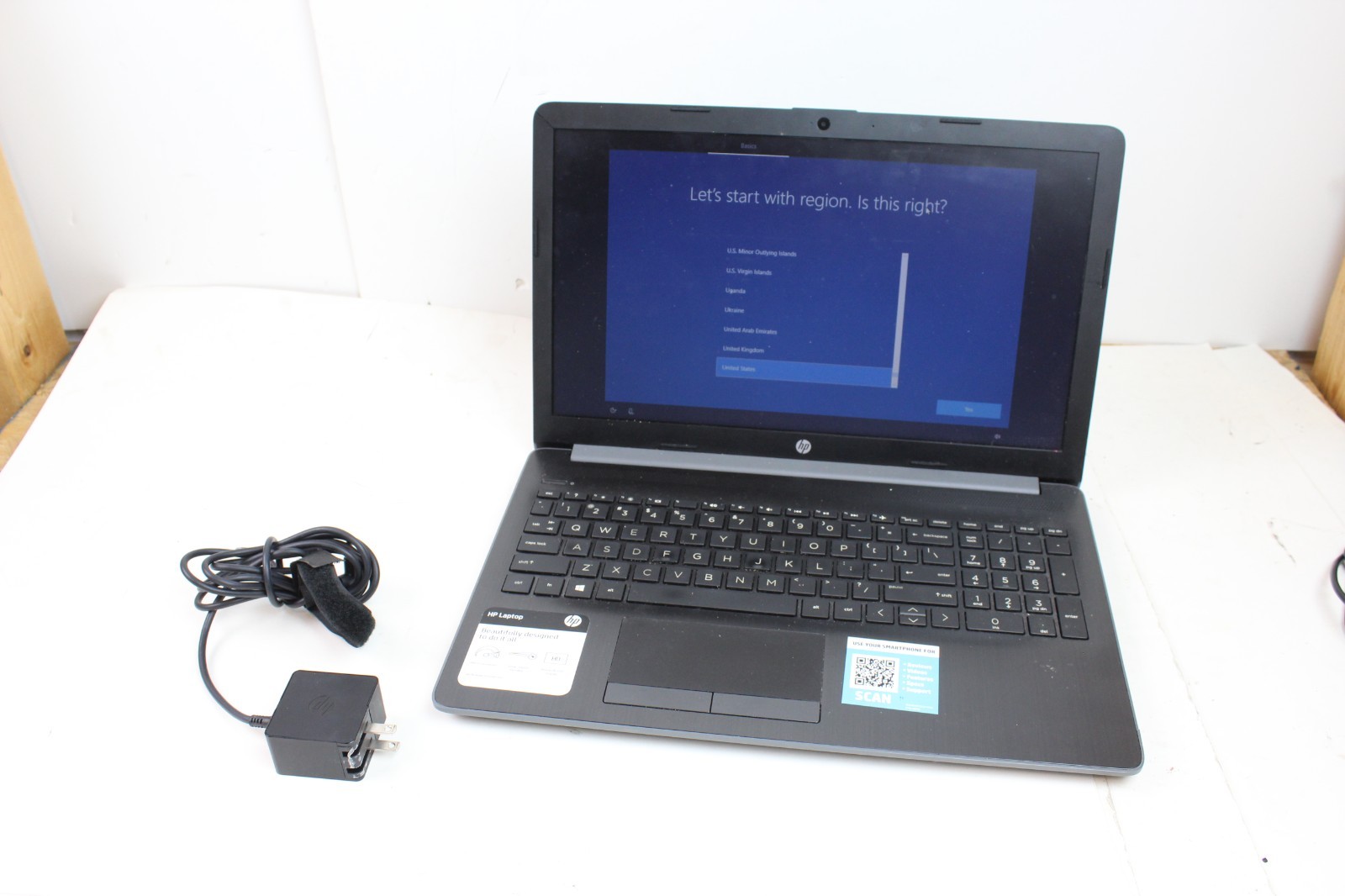 HP Laptop 15-DB0091NR 15.6″ AMD E2 1.5GHz 4GB RAM 500GB HDD w/ OS