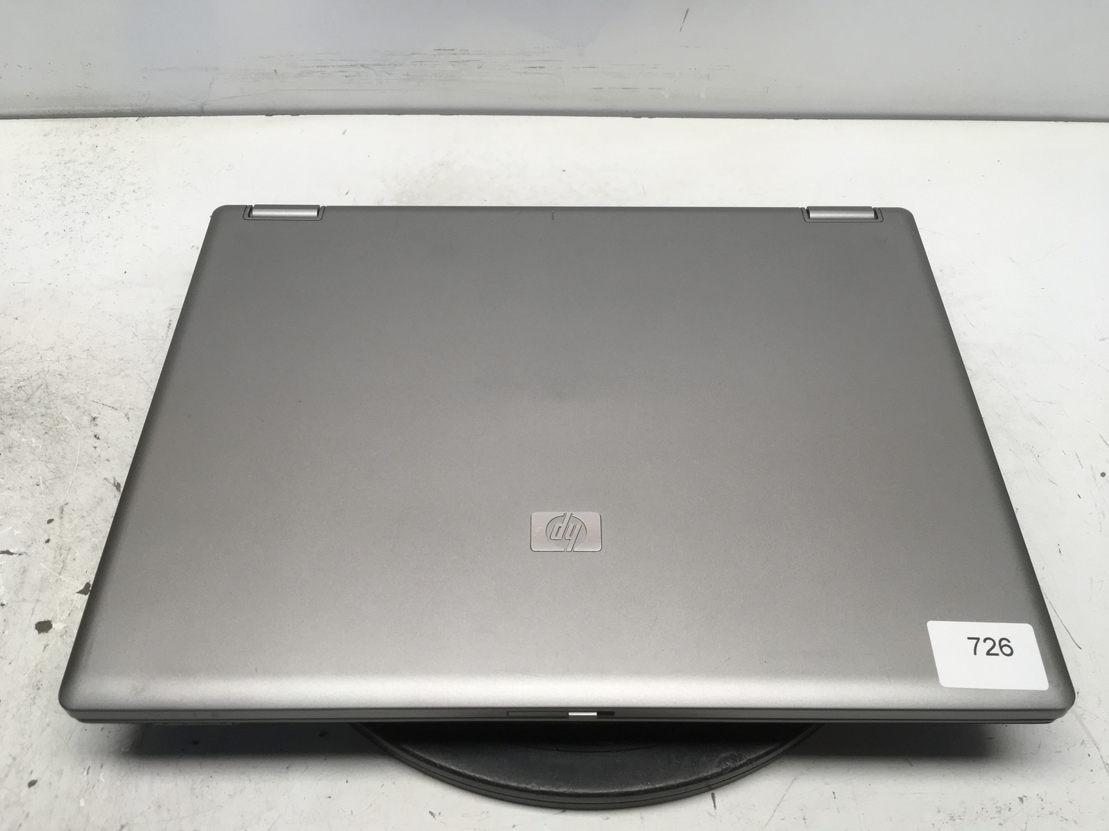 HP Compaq 6730B Intel Core 2 Duo P8400 2.26GHz 2 GB NO HDD No Batt