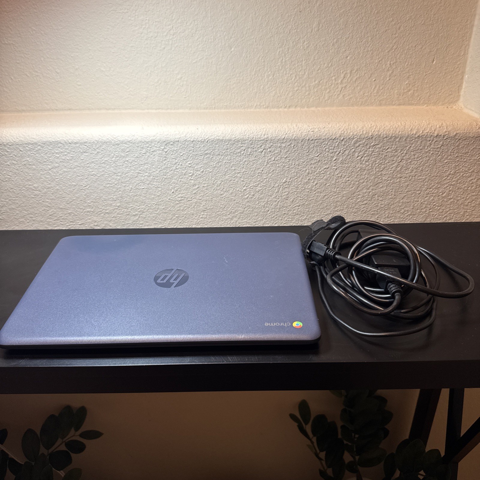 HP 14-db0060nr 14″ Touch AMD A4-9120C 4GB 32GB Chrome OS Blue